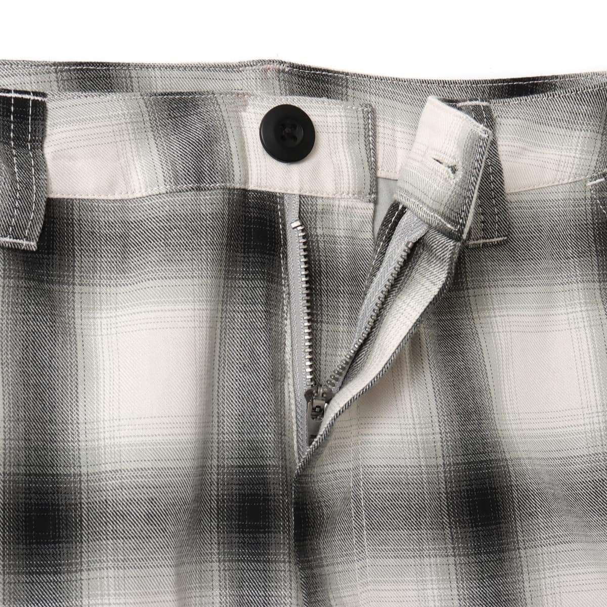 atmos pink Ombre Check Double Knee Half Pants BLACK
