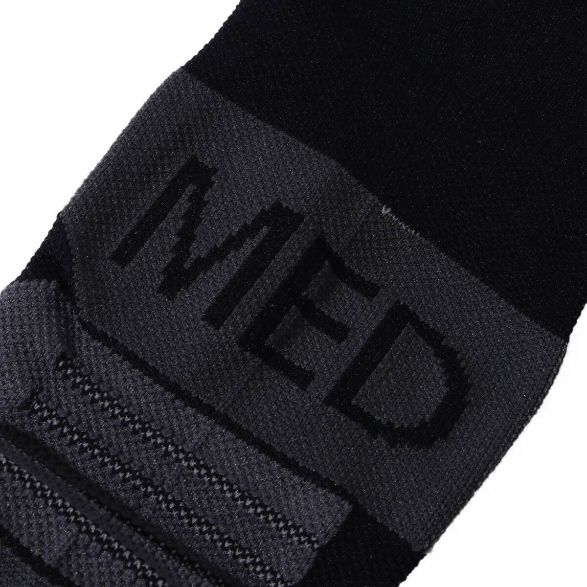 On Low Sock Black/Shadowの画像