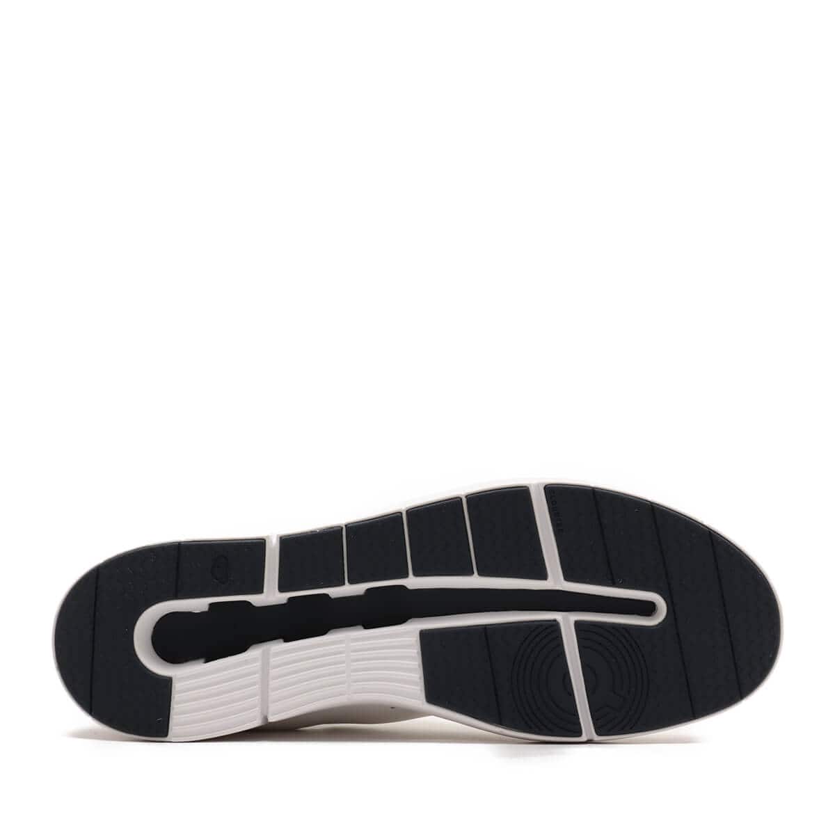 On THE ROGER Advantage 2 M White | Midnightの画像