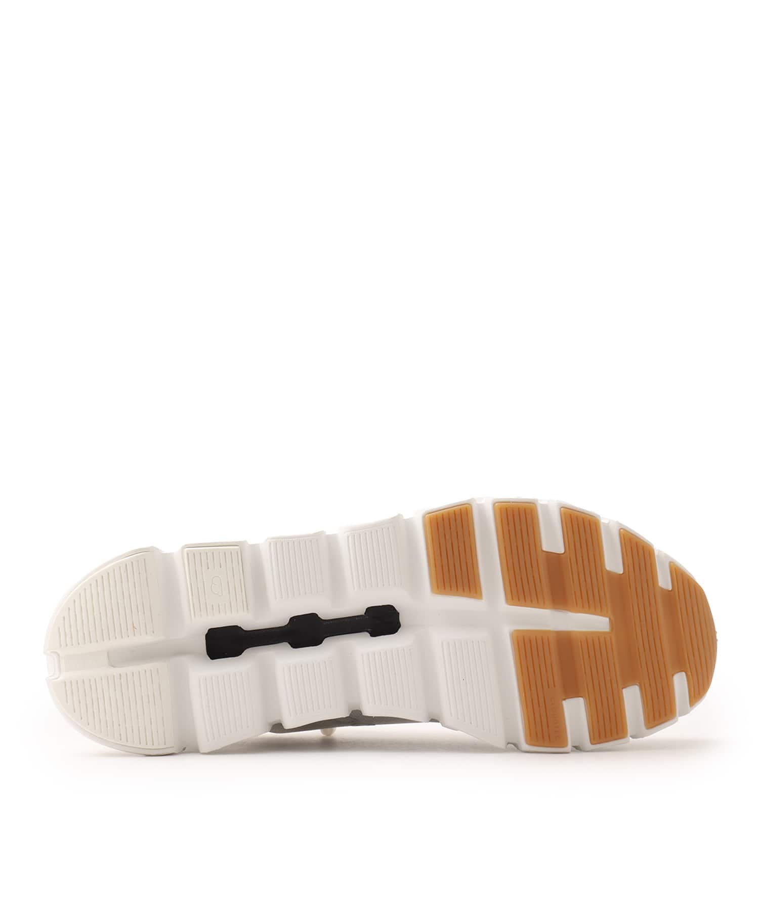On Cloud 6 Versa M White | Whiteの画像