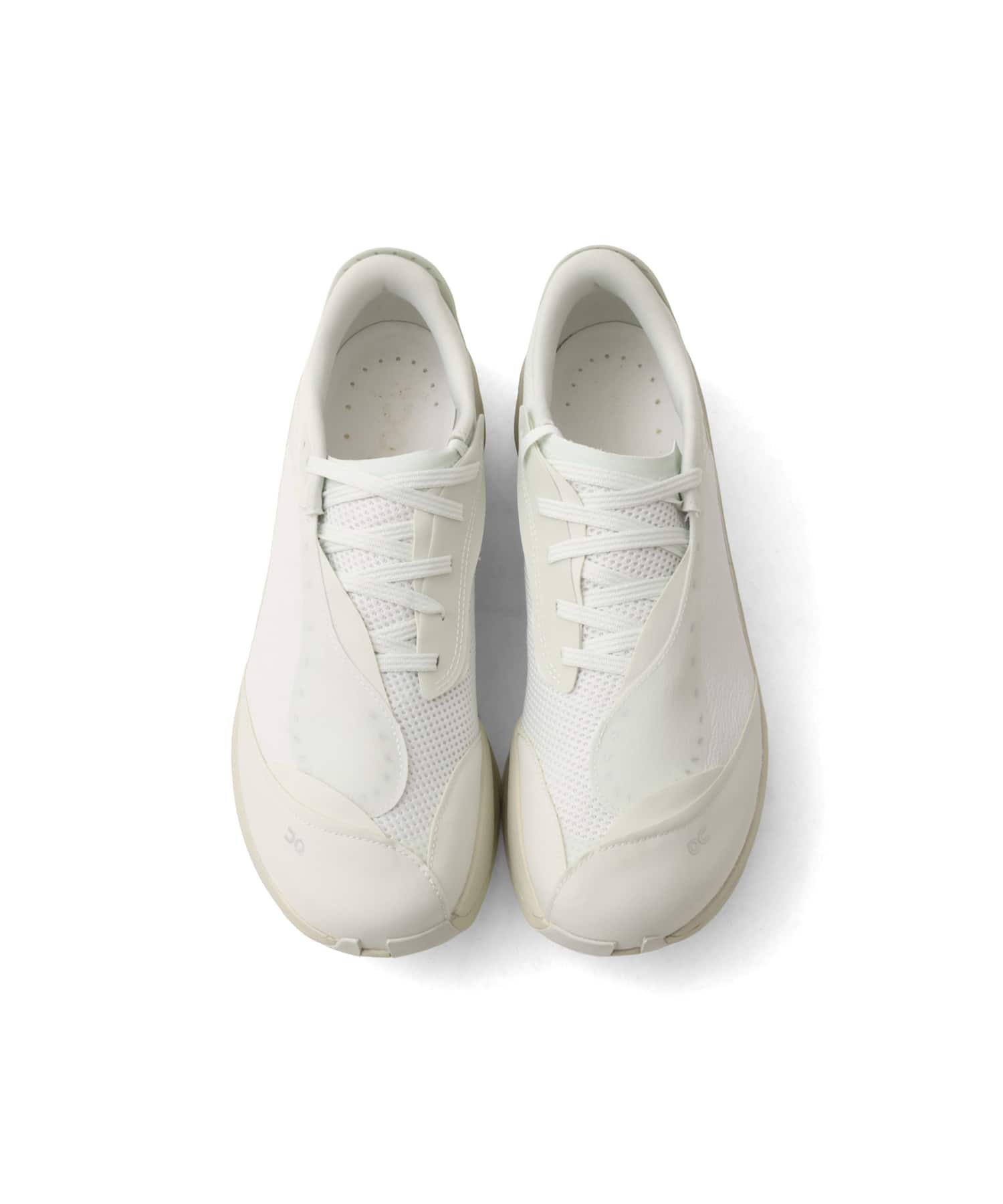 On Cloudboom Volt PAF 1 M White | Galeの画像