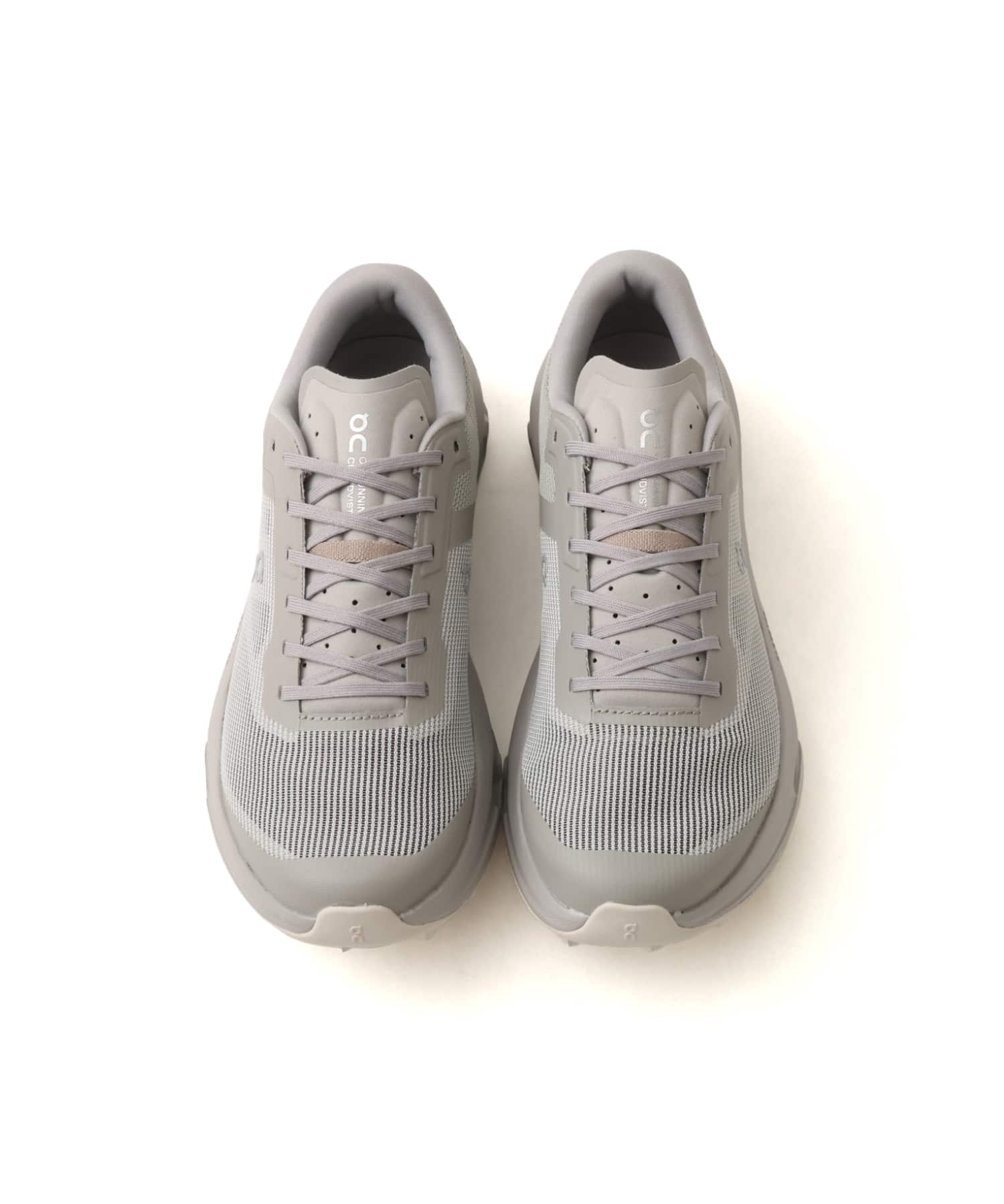 On Cloudvista 3 M Fog | Pearlの画像