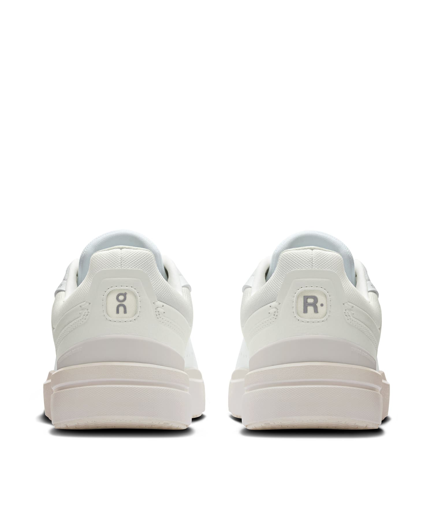 On THE ROGER Advantage 1 W White | Whiteの画像