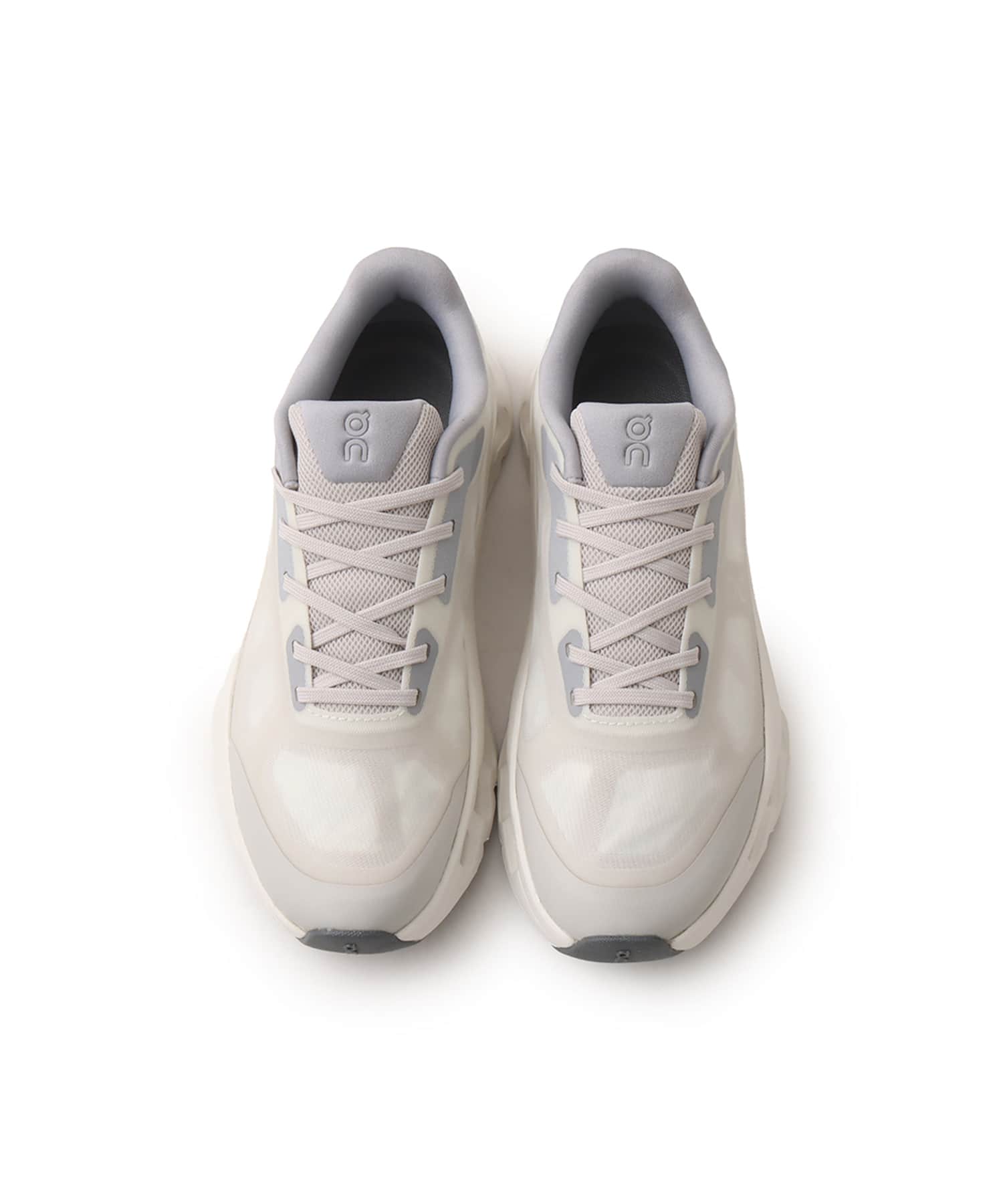 On Cloudtilt Remix 1 W Alloy | Ivoryの画像