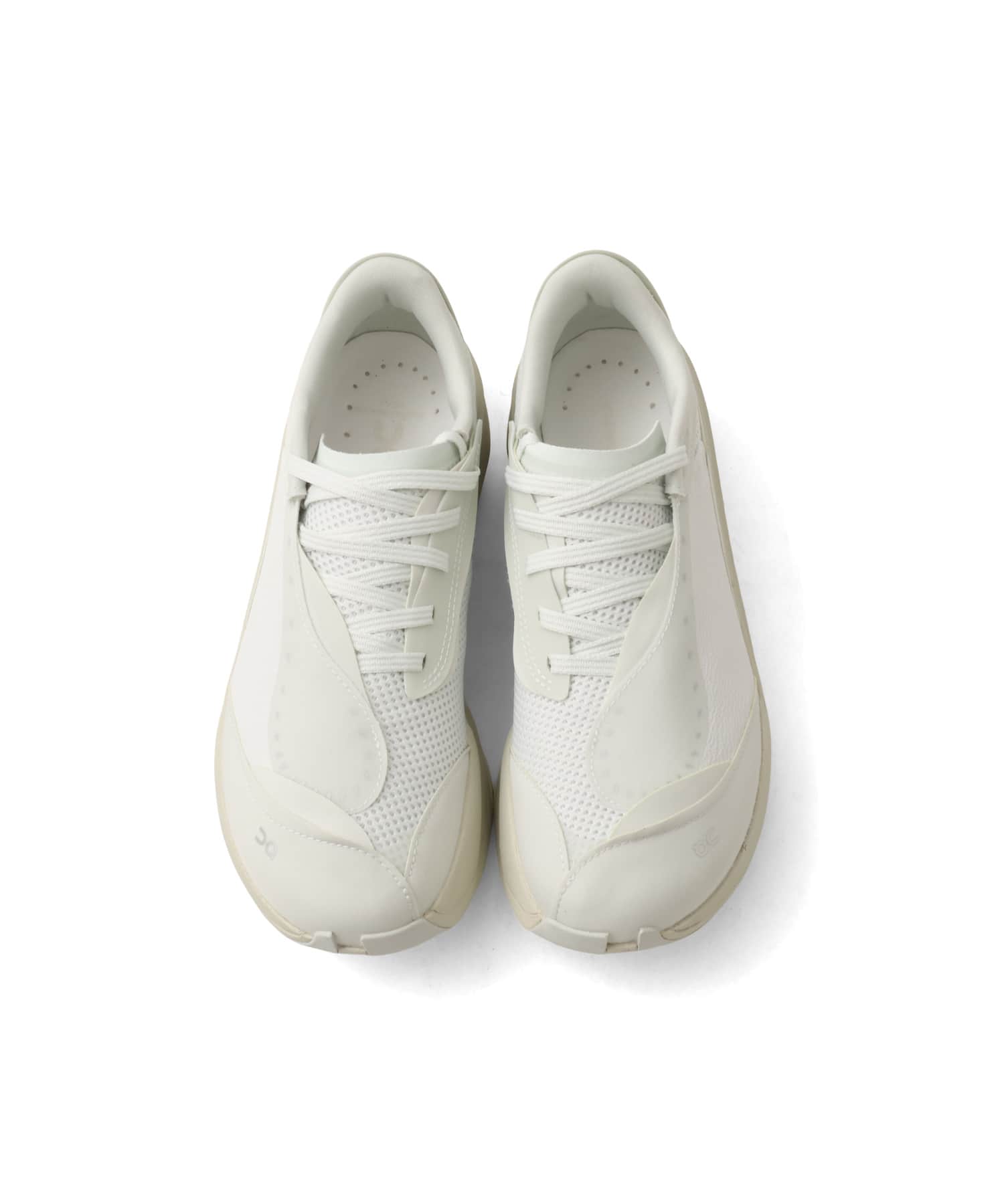 On Cloudboom Volt PAF 1 W White | Galeの画像