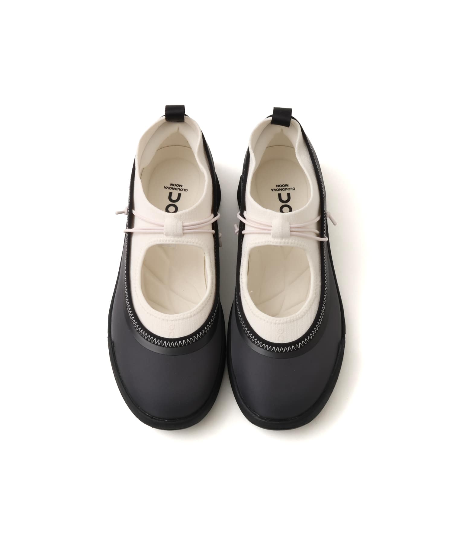 On CLOUDNOVA MOON MARY JANE W Black | Ivoryの画像