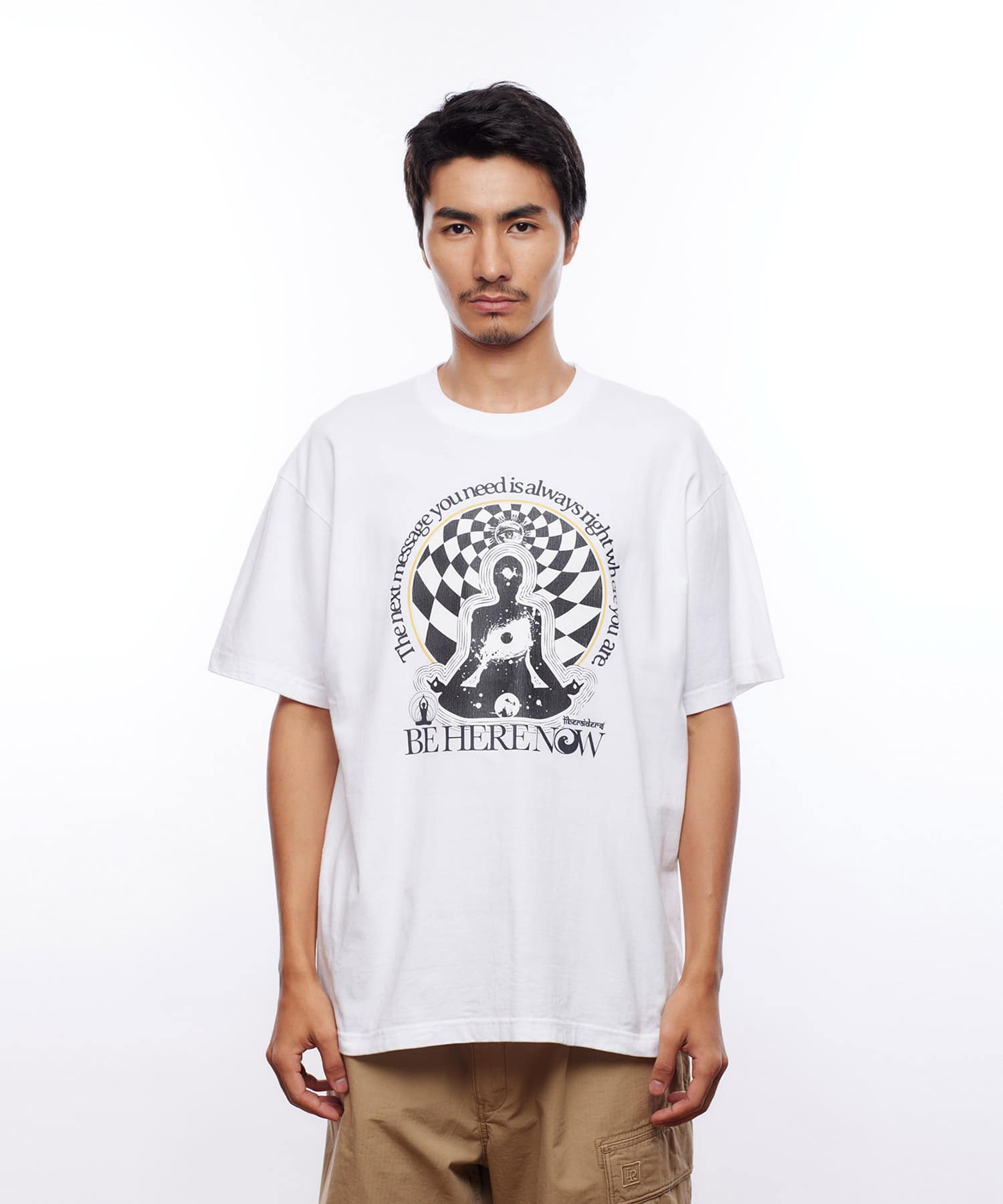 LIBERAIDERS BE HERE NOW TEE WHITEの画像