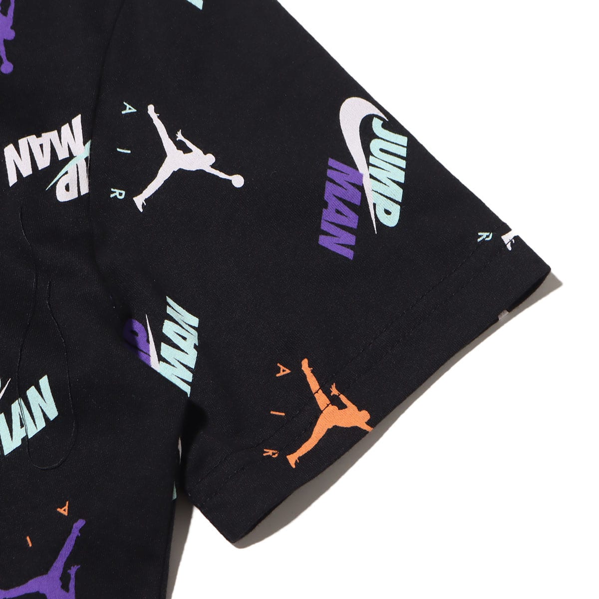 JORDAN BRAND KIDS SHORT SLEEVE GRAPHIC TEE BLACKの画像