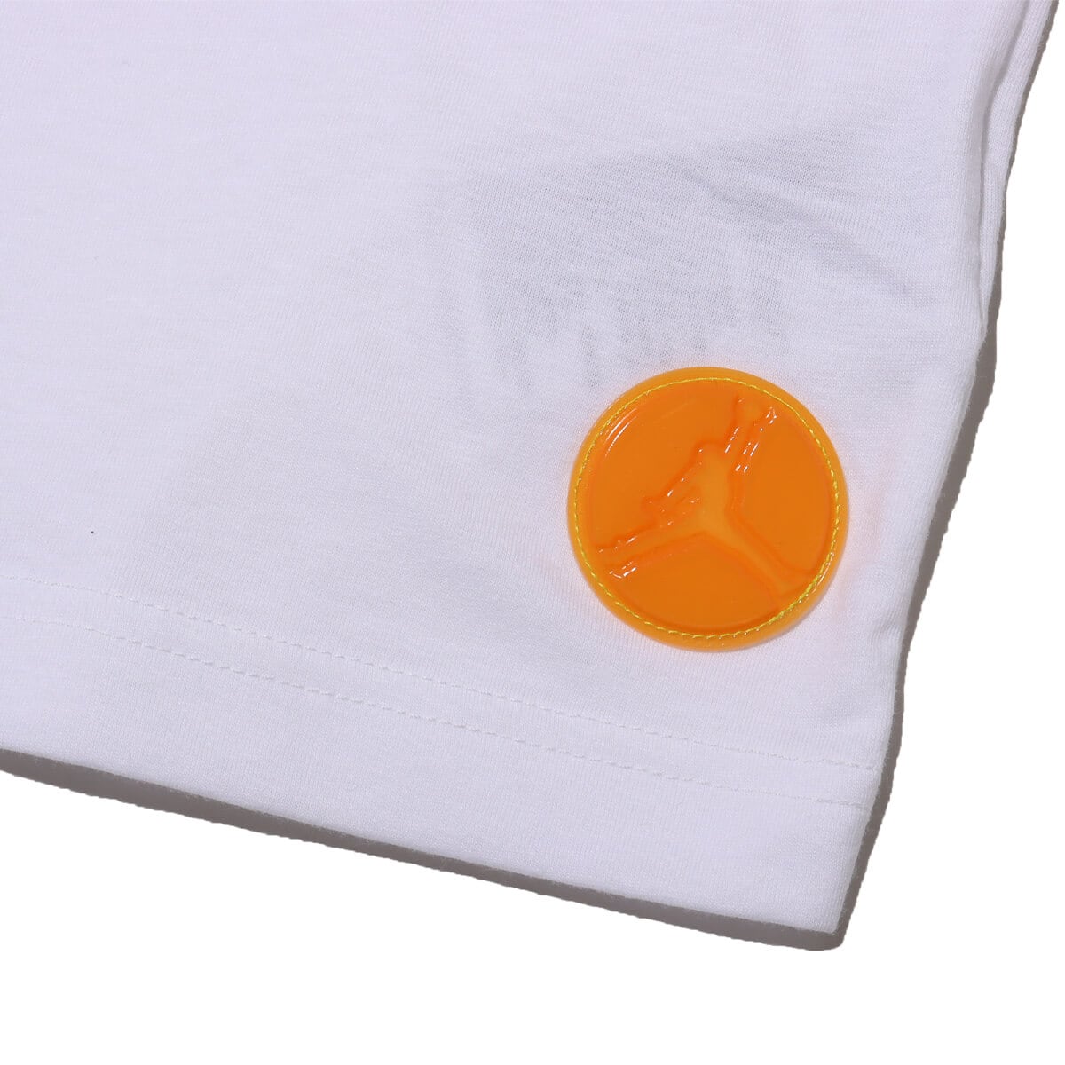 JORDAN BRAND FUEL UP COOL DOWN DROPS SS TEE WHITE の画像