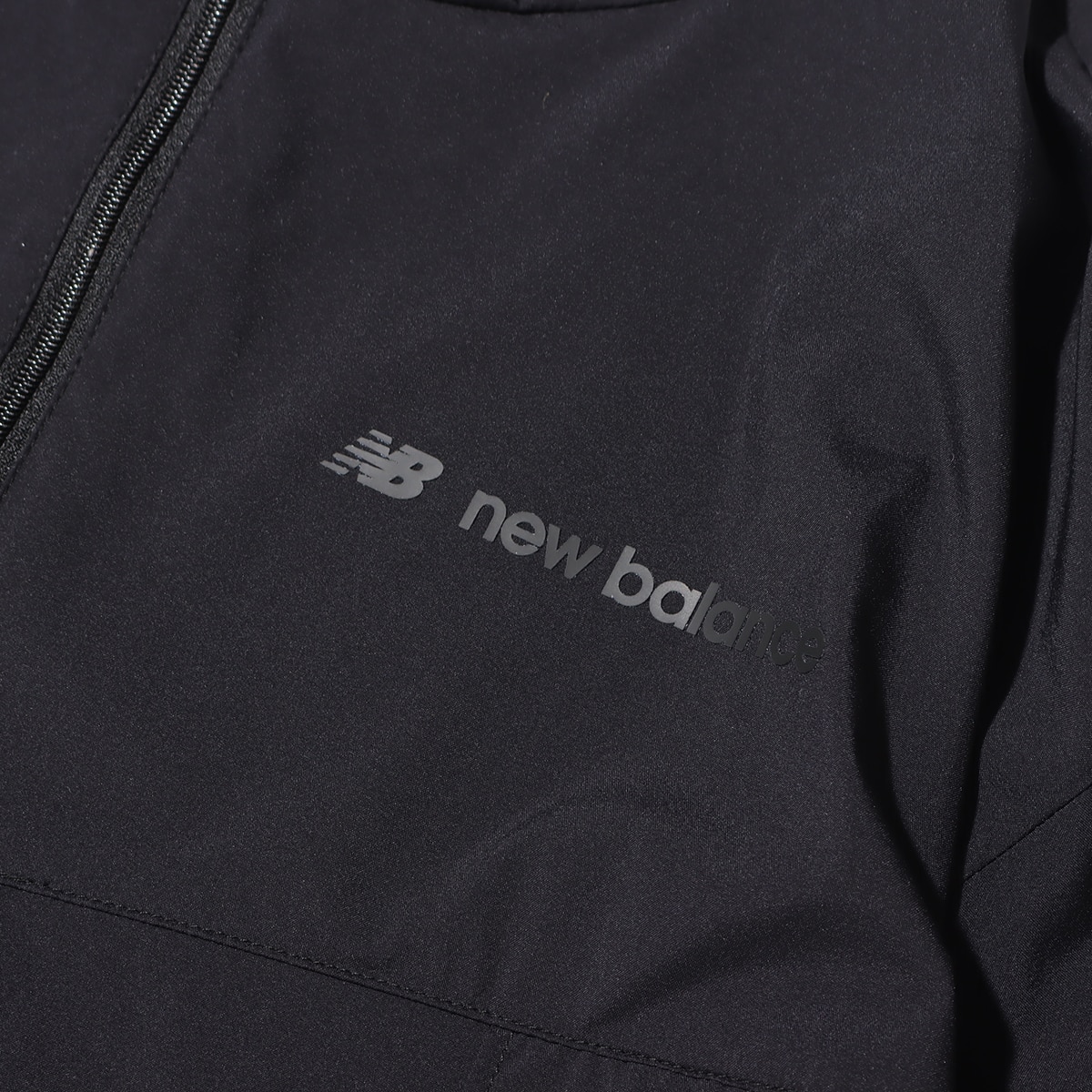 New Balance MET24 Packable Light Jacket ブラック 23FW-I