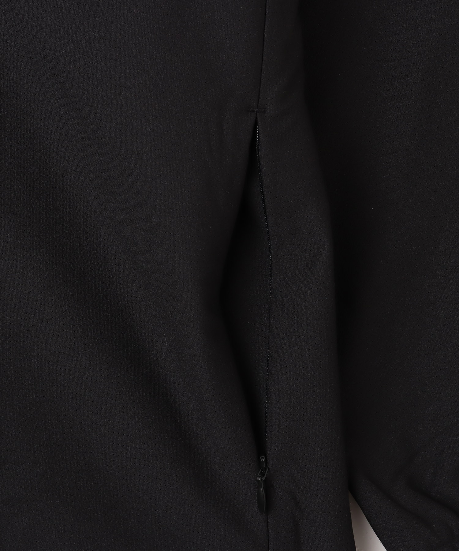 New Balance MET24 Track Jacket ブラックの画像
