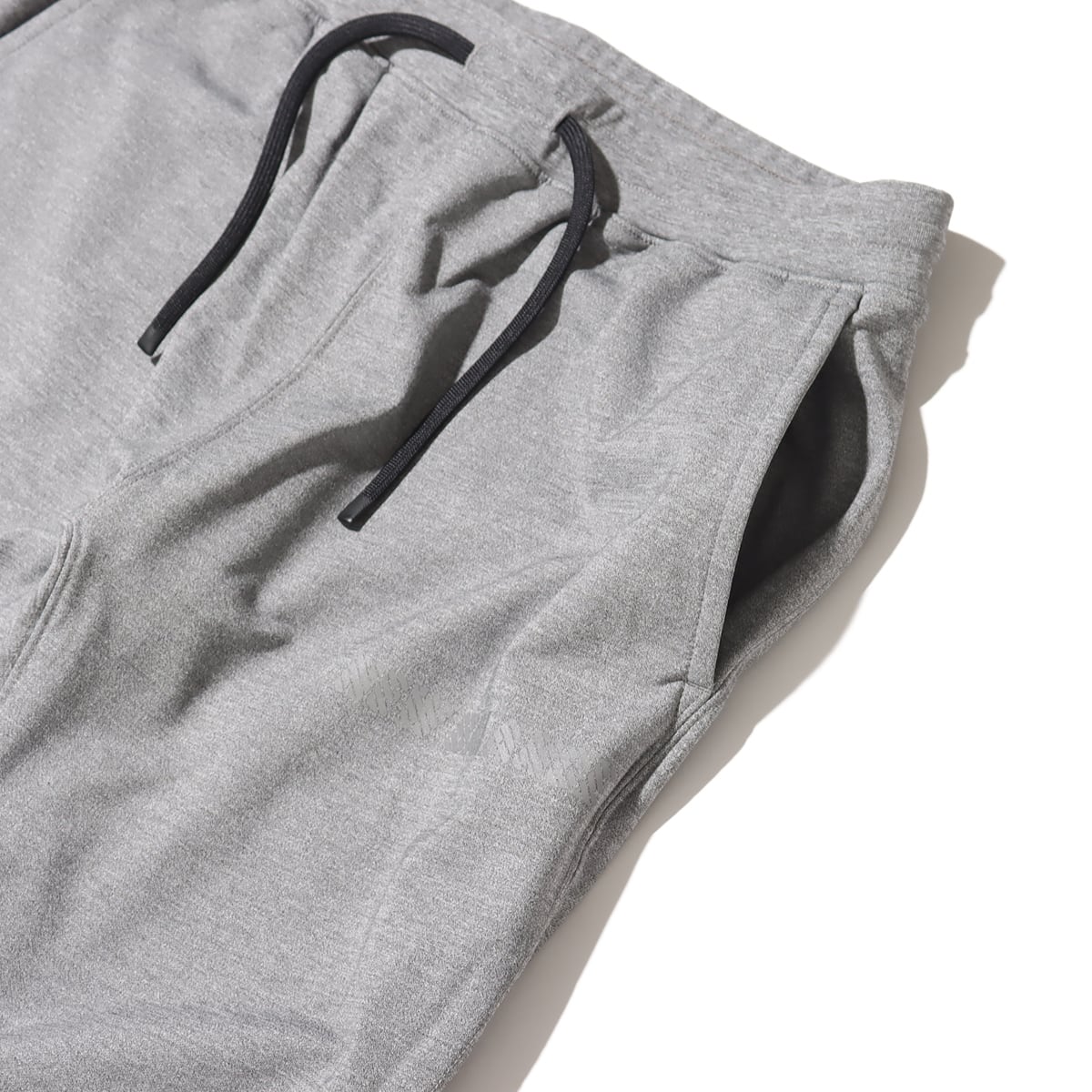 New Balance MET24 Sweat Pants アスレチックグレー 23FW-Iの画像
