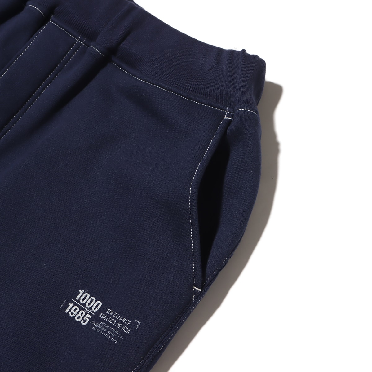 New Balance 1000 SWEAT PANTS OVERSIZED FIT ピグメント 23FA-Iの画像