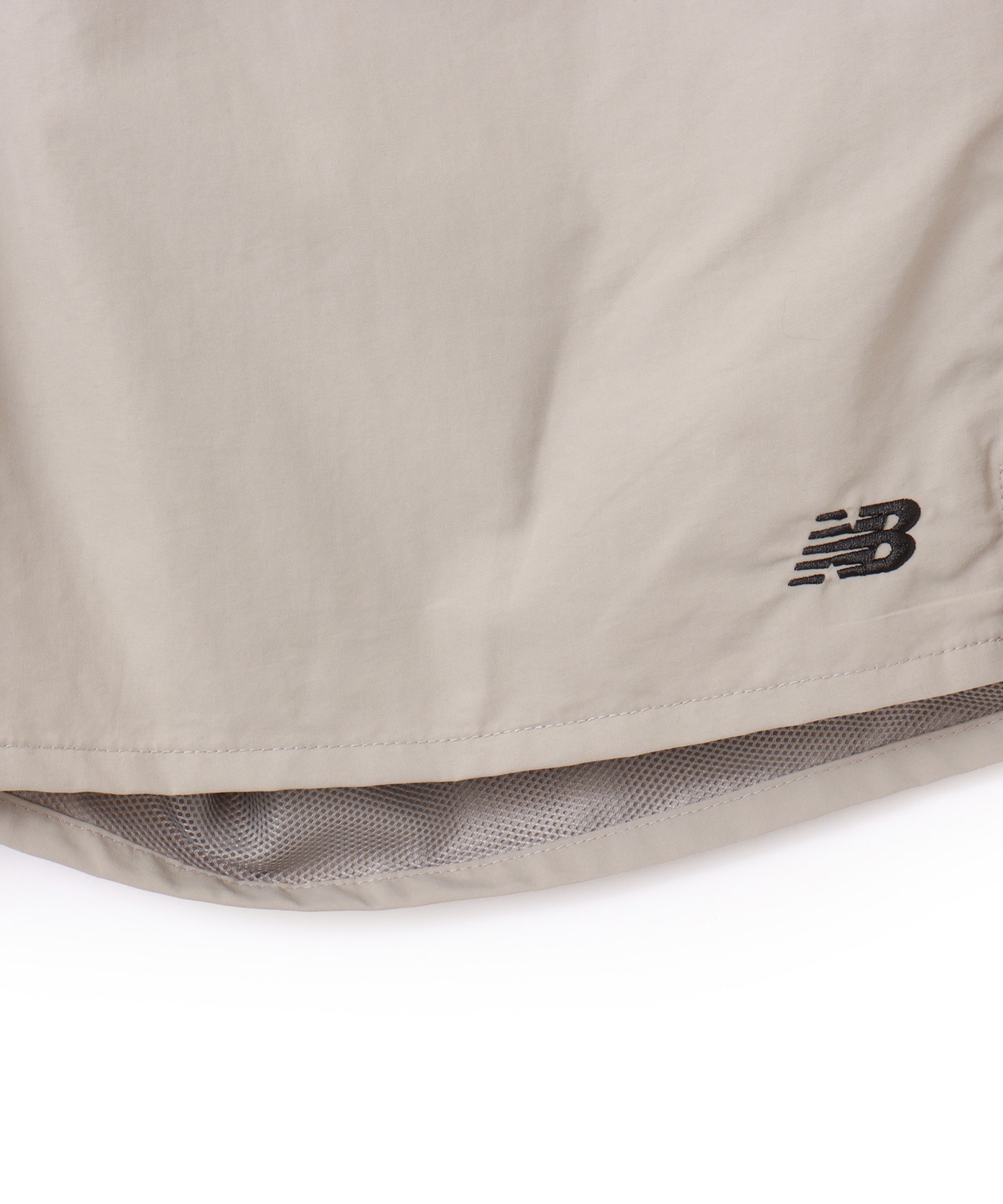 New Balance MET24 Shorts アリッドストーンの画像