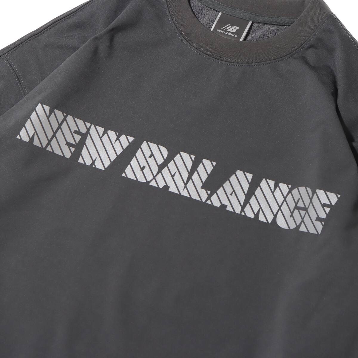 New Balance MET24 Crew Neck Sweatshirt ブラックトップ 23FW-I