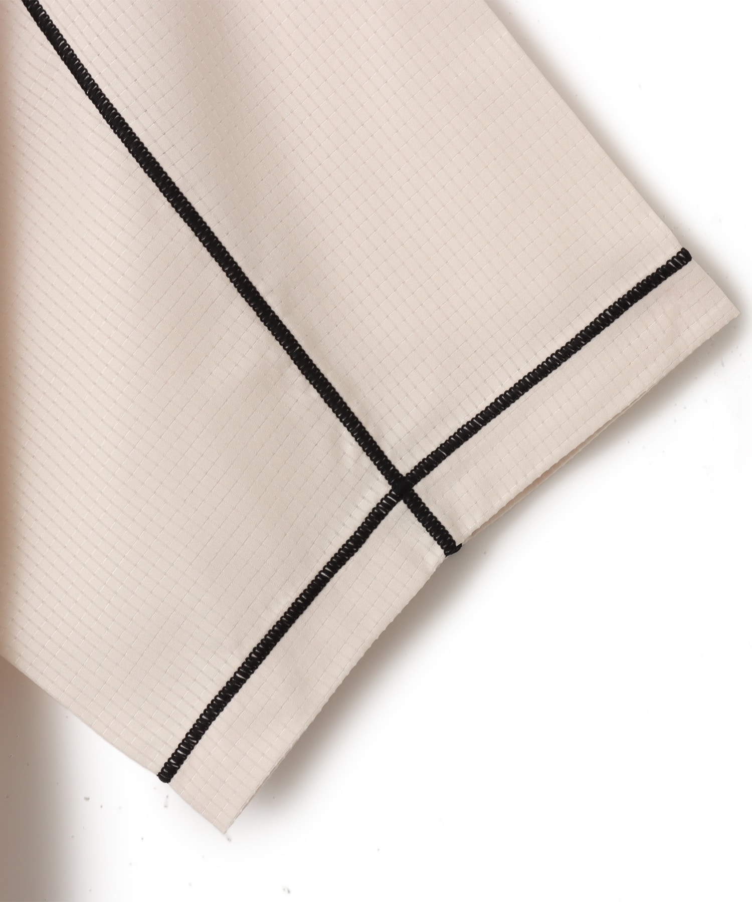 New Balance MESH STRECH WOVEN SHORT SLEEVE SHIRTS シーソルトの画像