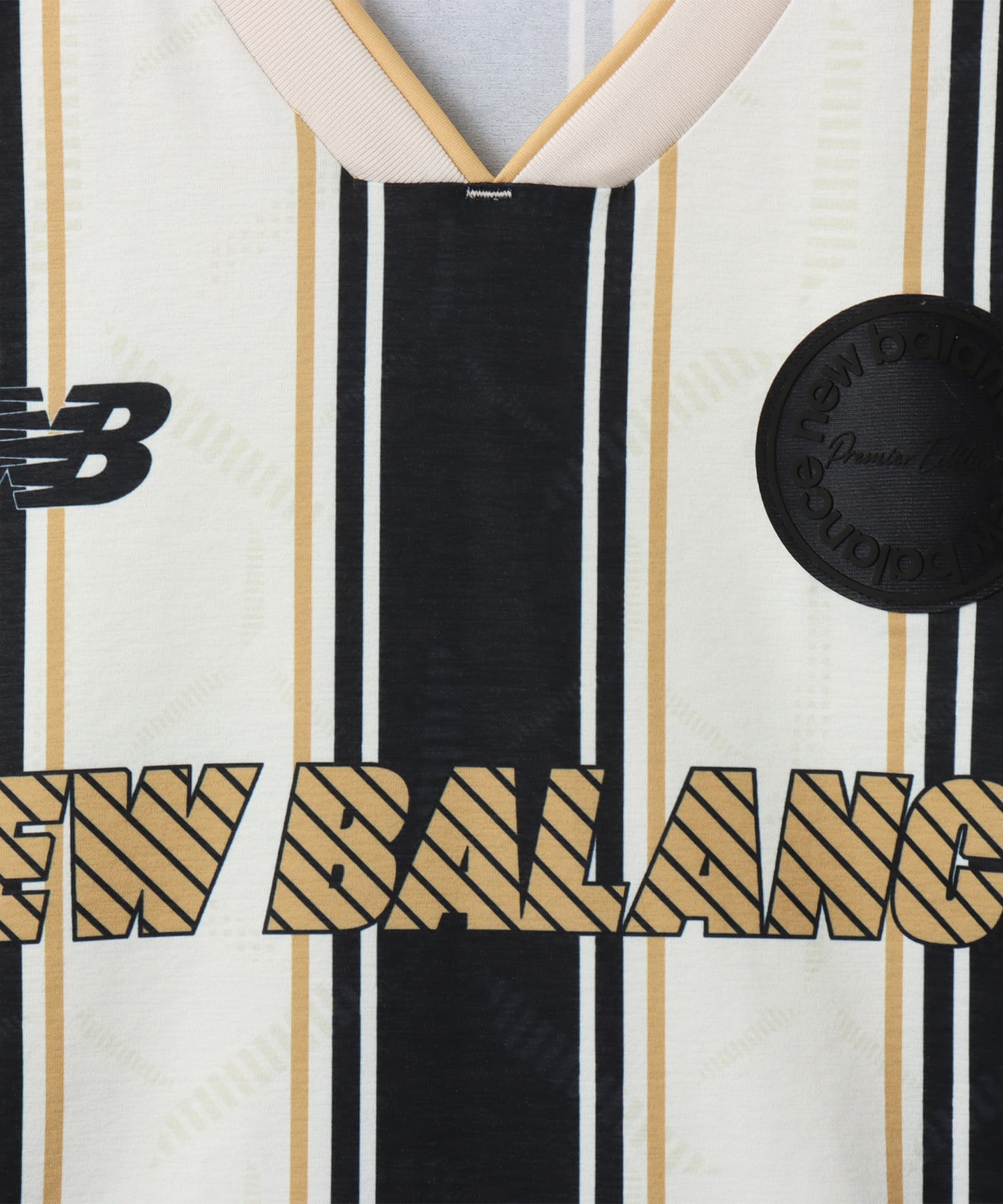 New Balance GRAPHIC SHORT SLEEVE SHIRTS シーソルトの画像