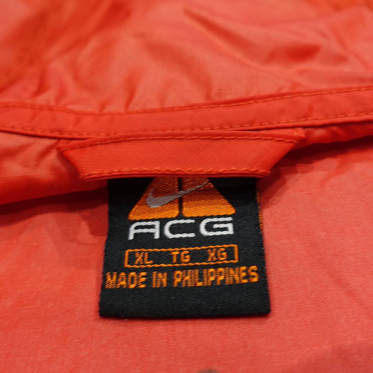 NIKE ACG FULL ZIP NYLON JACKET HOODIEの画像