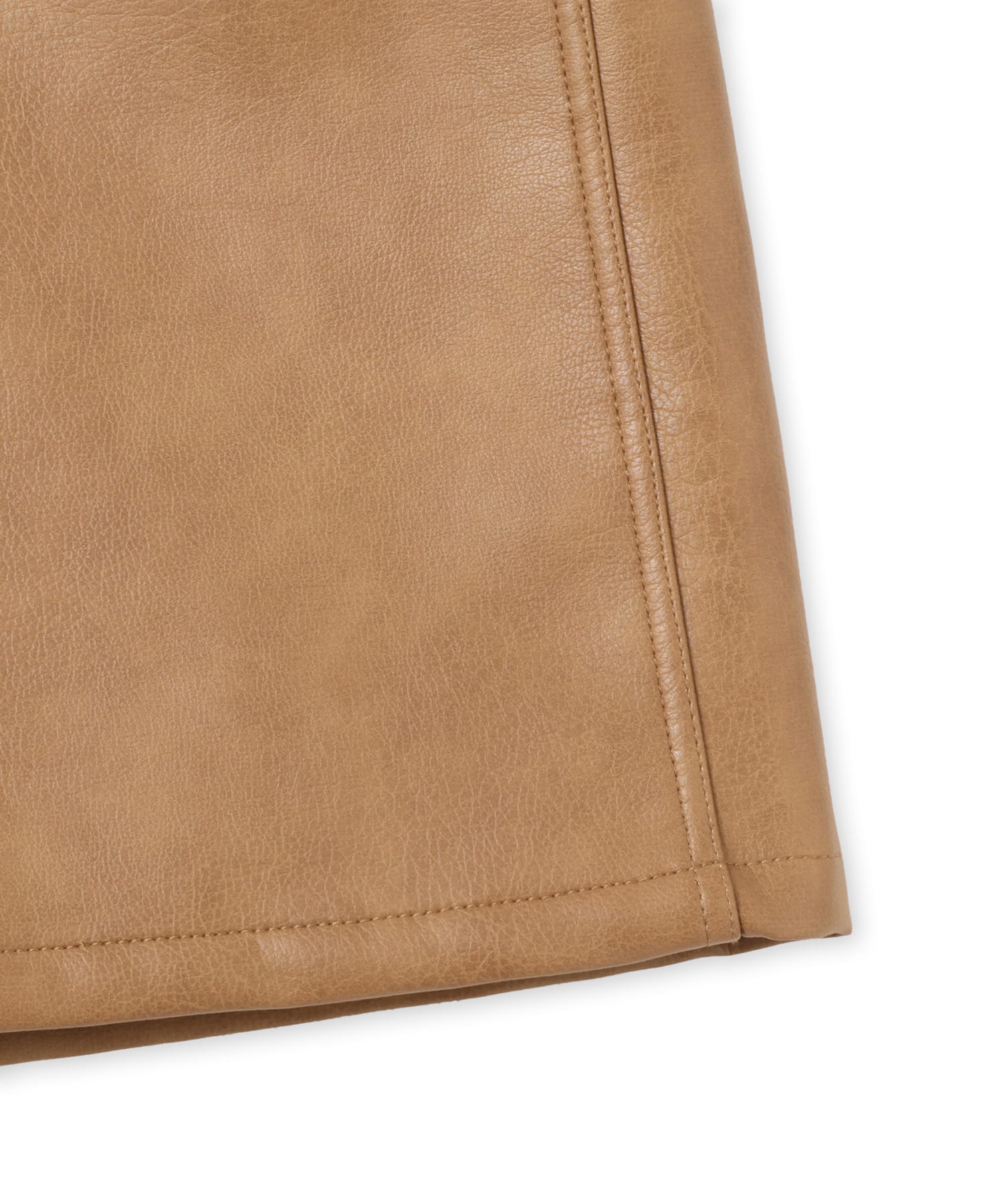 atmos pink Synthetic Leather Half Pants BEIGEの画像