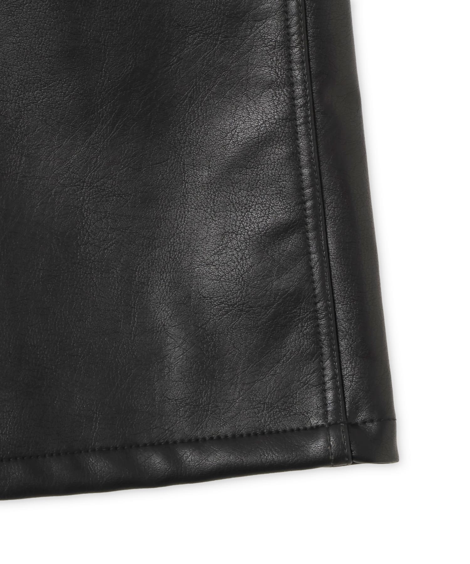 atmos pink Synthetic Leather Half Pants BLACKの画像