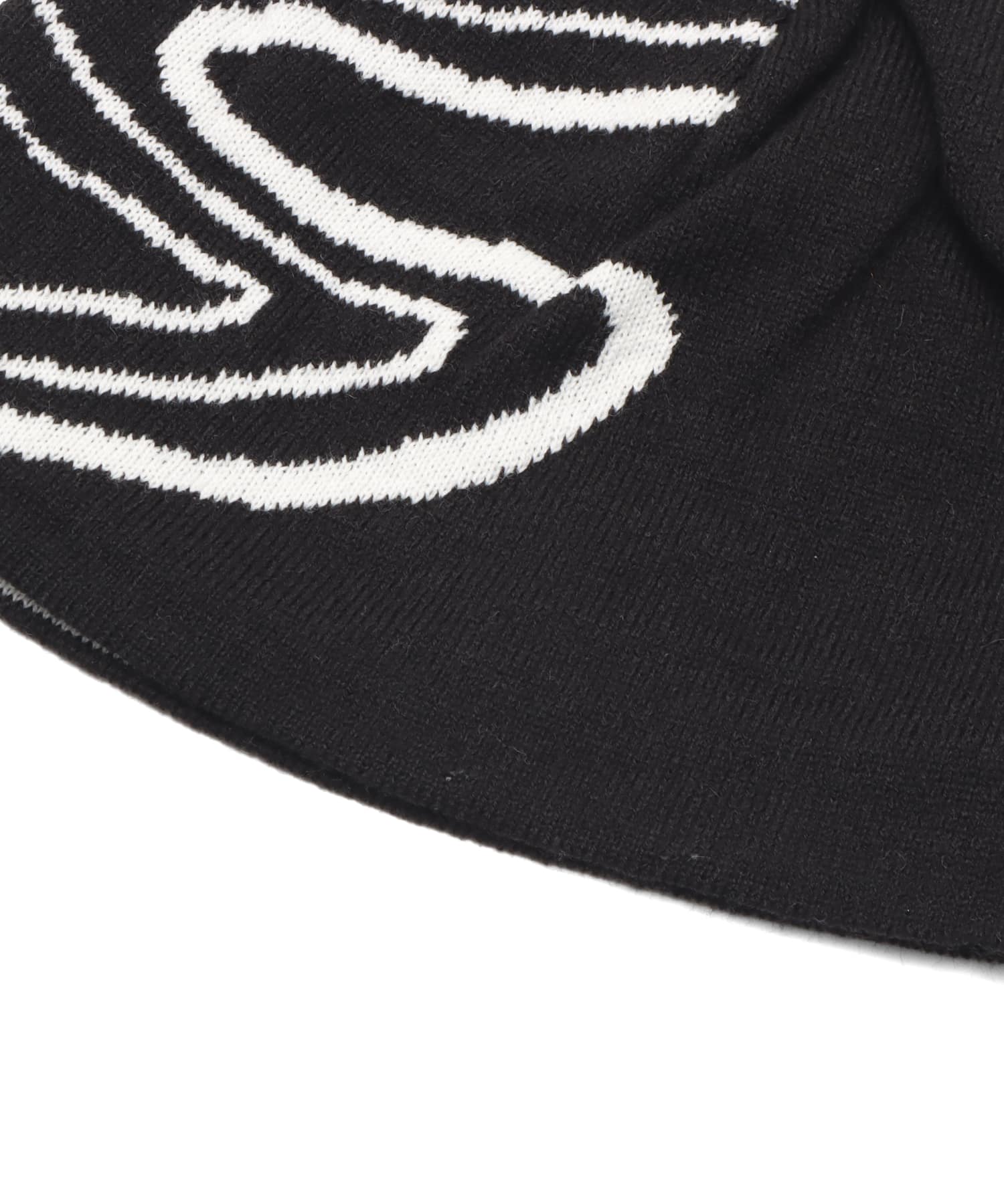 atmos pink Logo Beanie BLACKの画像