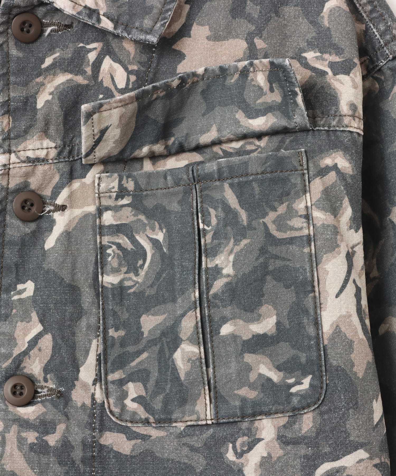 atmos pink Rose Camouflage Jacket KHAKIの画像