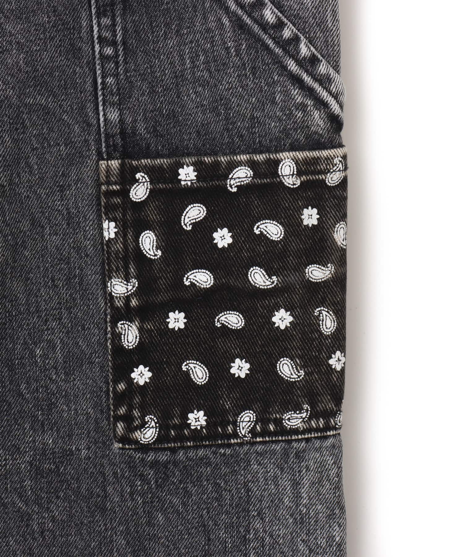 atmos pink Panelled Bandana Denim Pants BLACKの画像