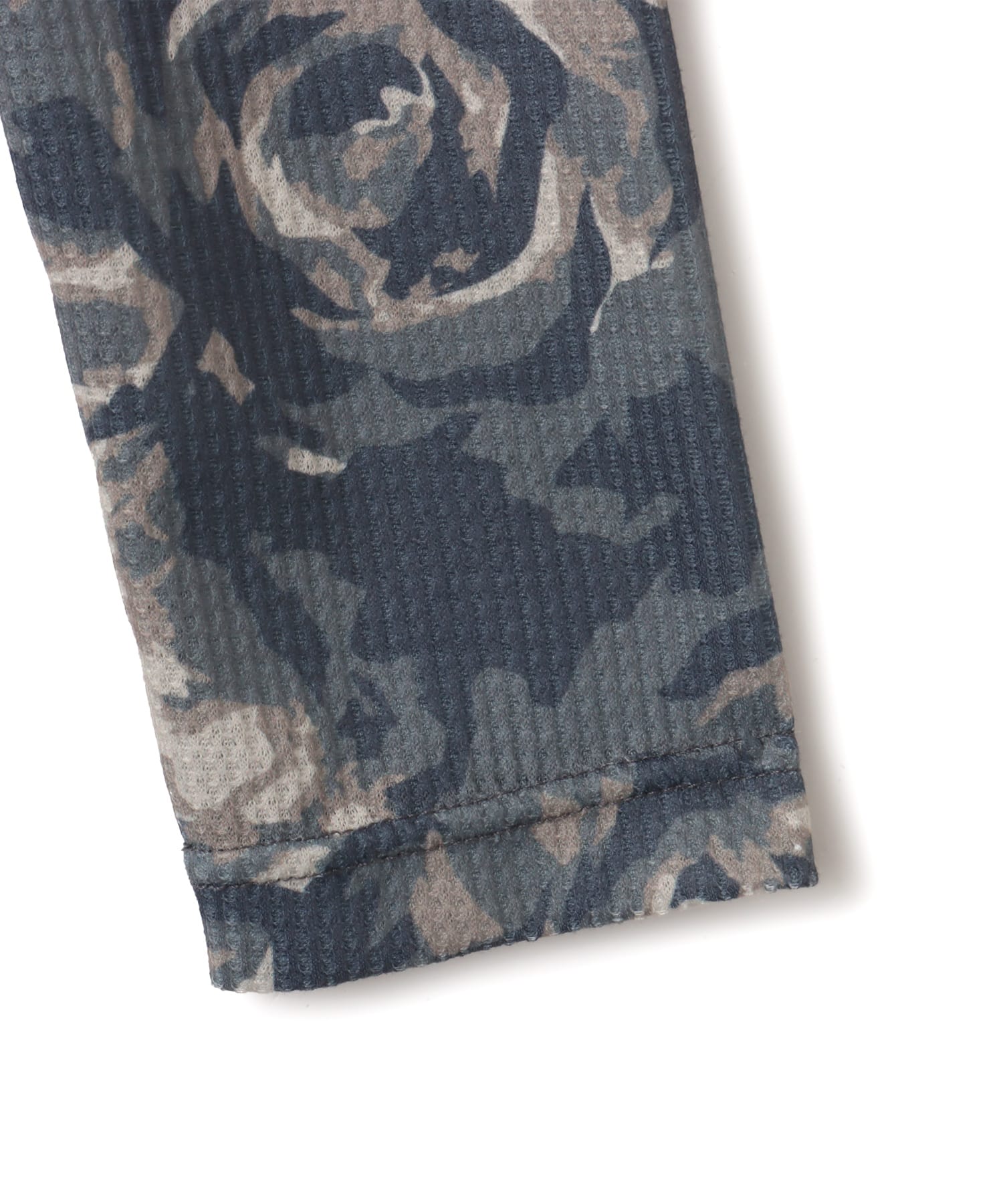 atmos pink Rose Camouflage LS T-shirt KHAKIの画像