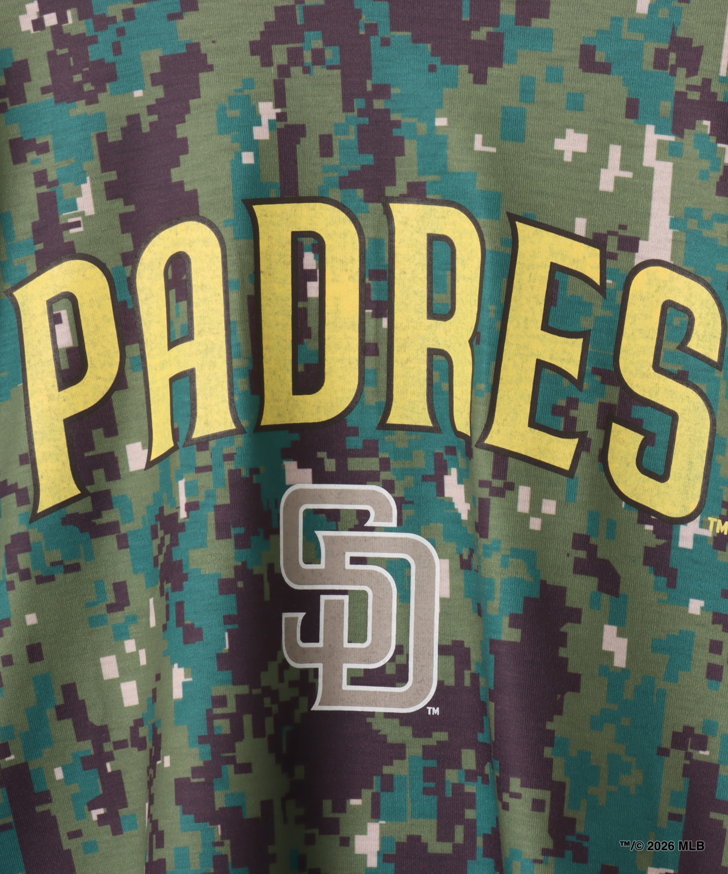 atmos pink x MLB Lace-up T-shirt CAMOUFLAGEの画像