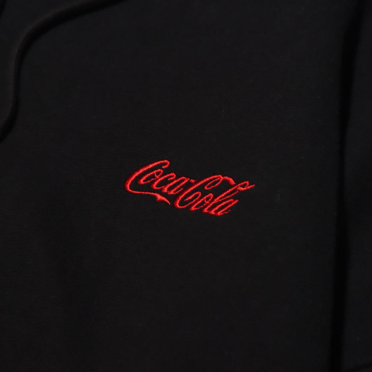 ATMOS LAB COCA-COLA BY ATMOS LAB DRINK DELICIOUS HOODIE BLACK