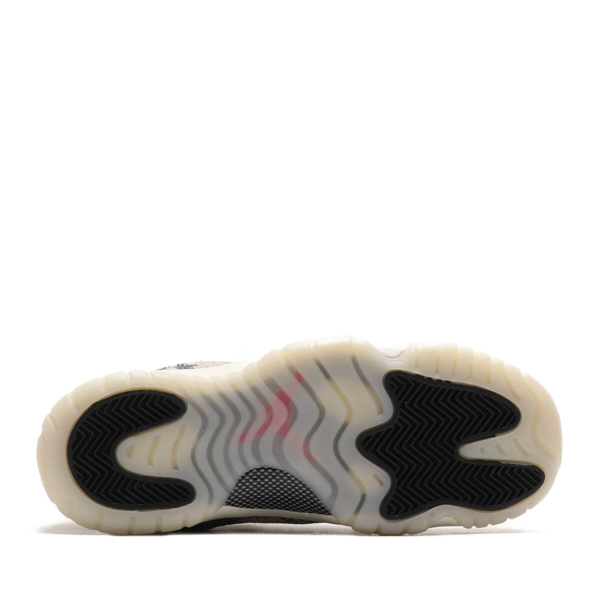 NIKE AIR JORDAN 11 RETRO LOW LE