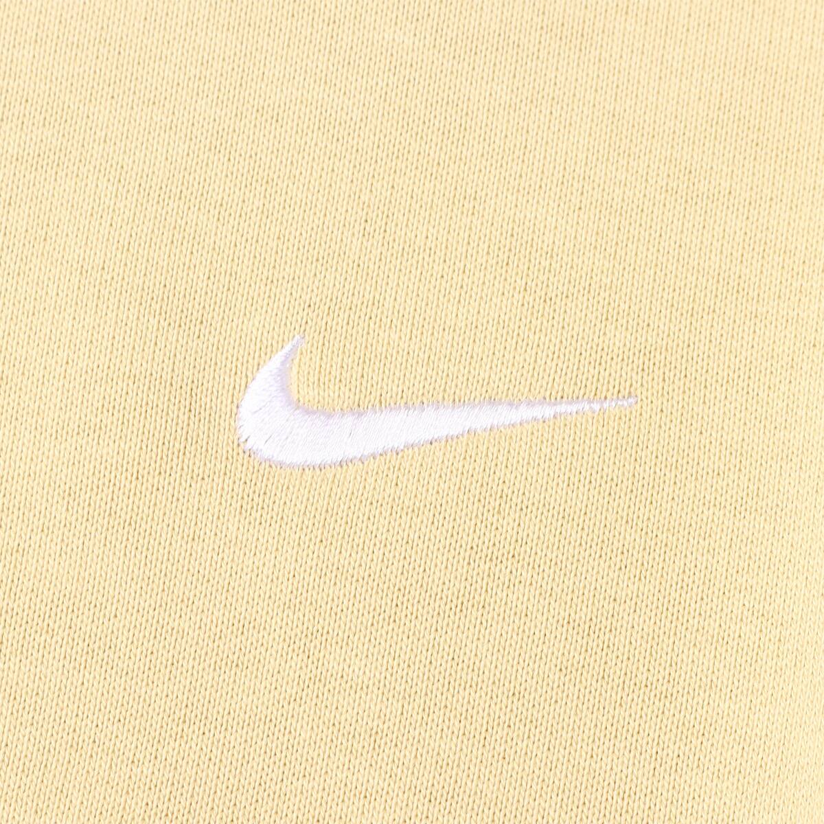NIKE AS M NK SOLO SWSH FT CREW TEAM GOLD/WHITE 23SU-I