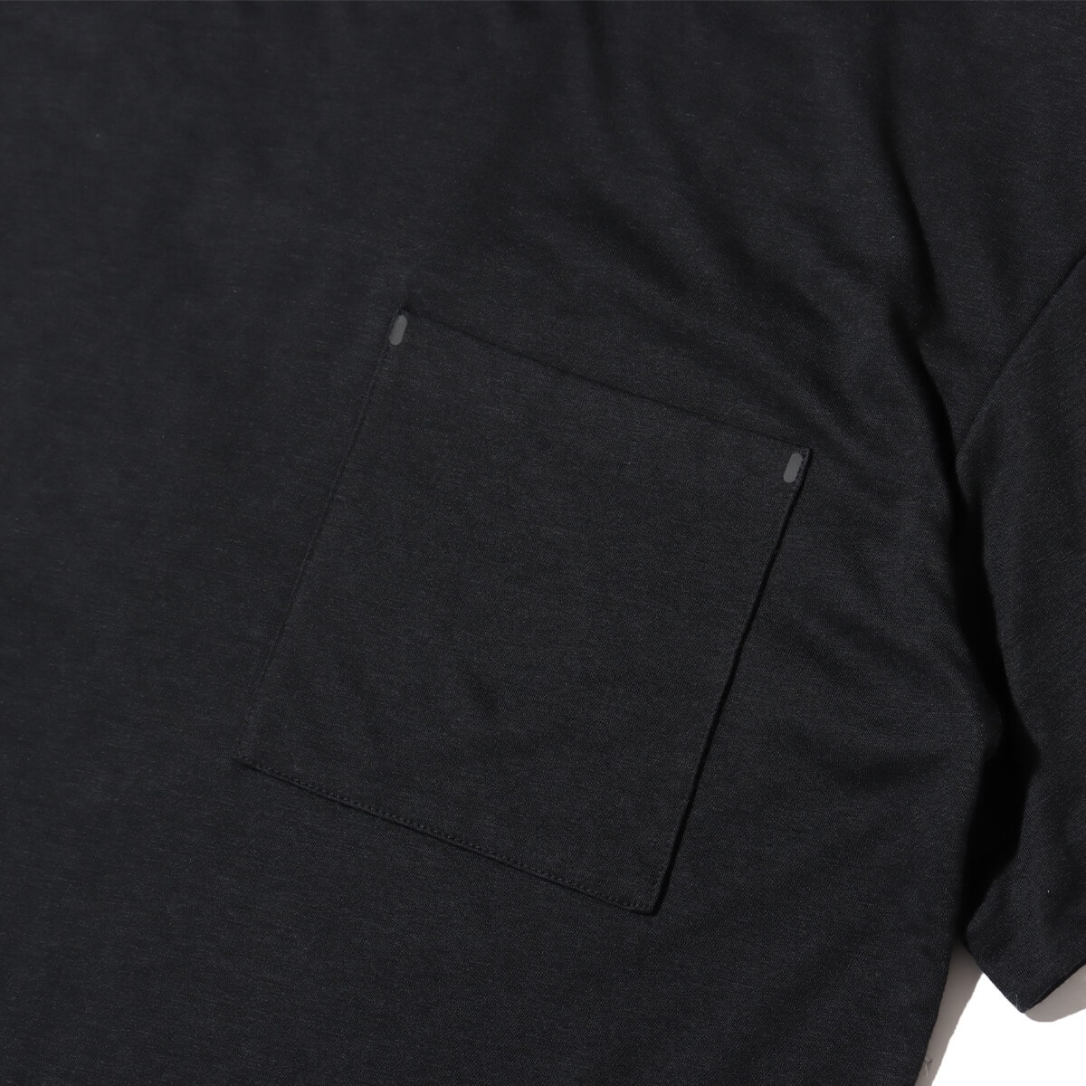NIKE AS M NSW TP DF SS TOP BLACK/BLACK/BLACKの画像