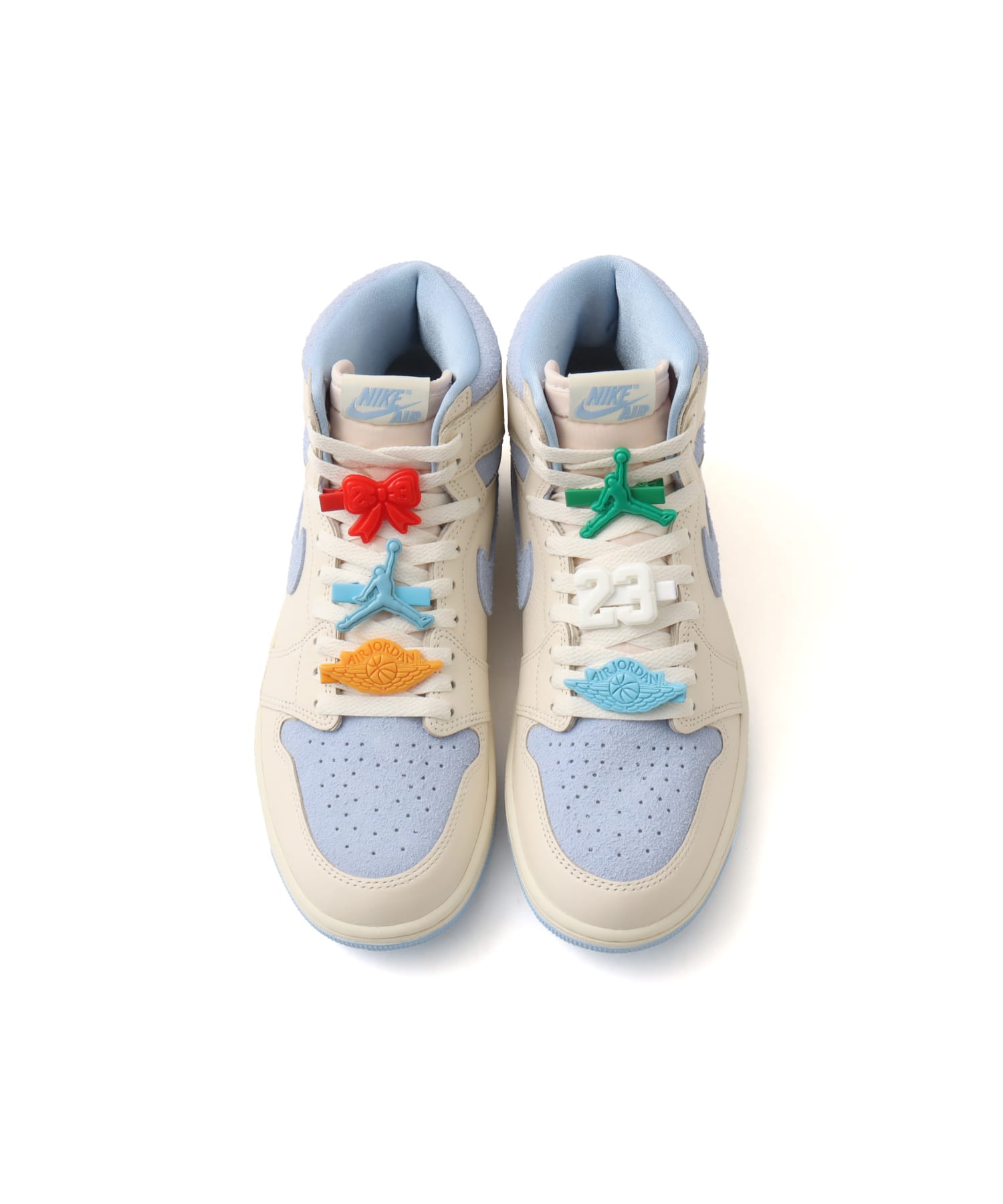 JORDAN BRAND WMNS AIR JORDAN 1 RETRO HI OG PALE IVORY/PSYCHIC BLUE-COCONUT MILKの画像