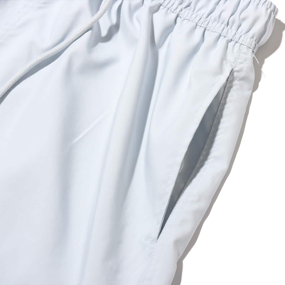 NIKE AS M NK CLUB FLOW SHORT PURE PLATINUM/WHITEの画像