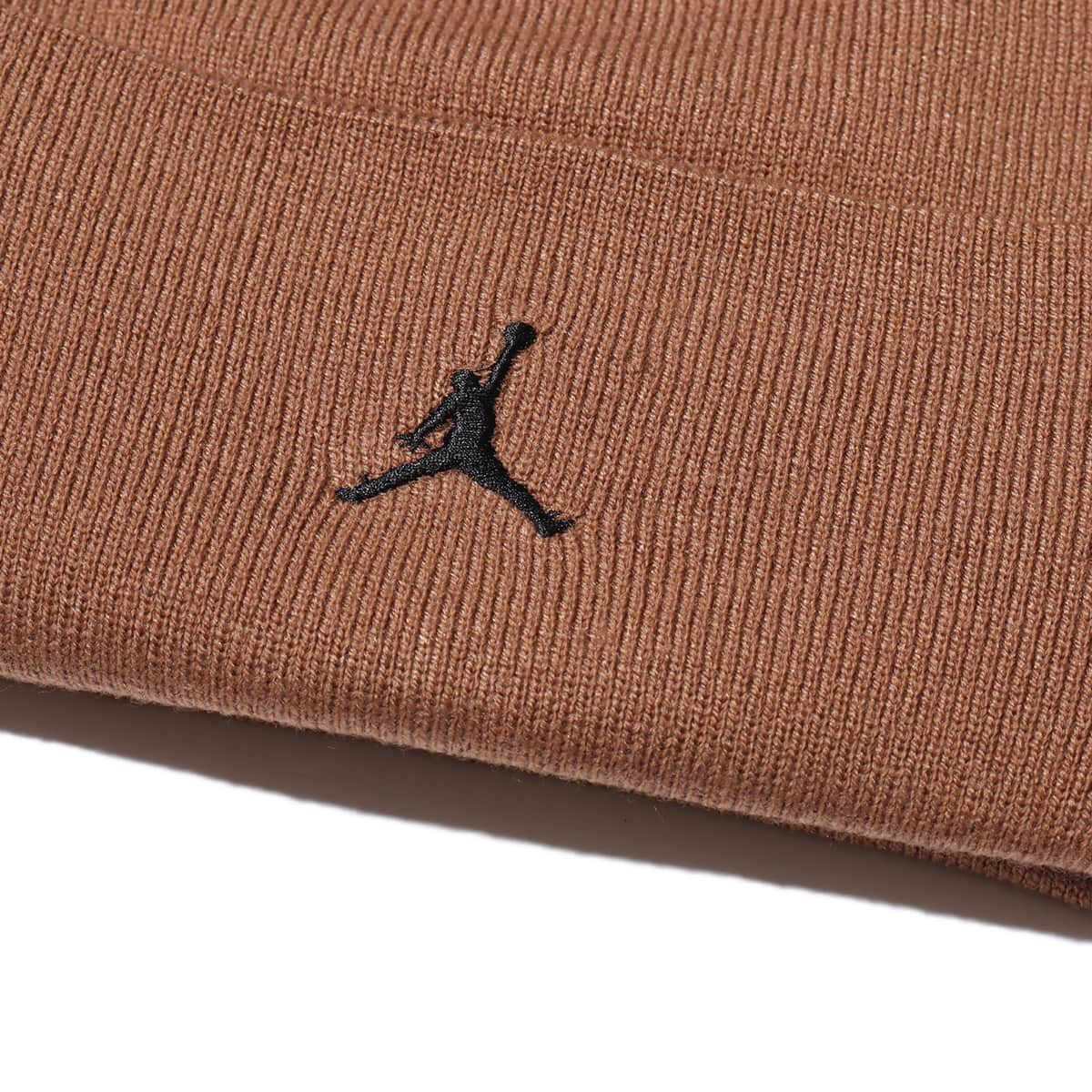 JORDAN BRAND U J PEAK BEANIE ESS ARCHAEO BROWN/BLACK の画像
