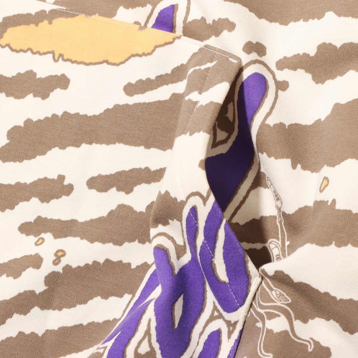 adidas W APXJ クルースウェット WONDER WHITEの画像