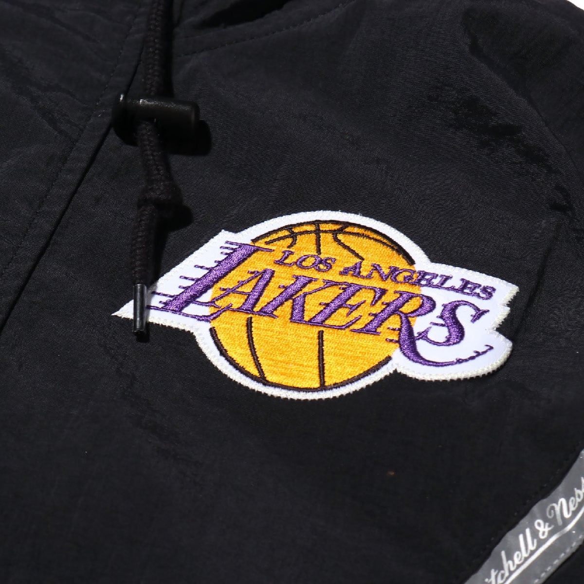 Mitchell & Ness HALF ZIP ANORAK BLK REFLECTIVE/ LOS ANGELES LAKERS BLACK 19FW-Iの画像