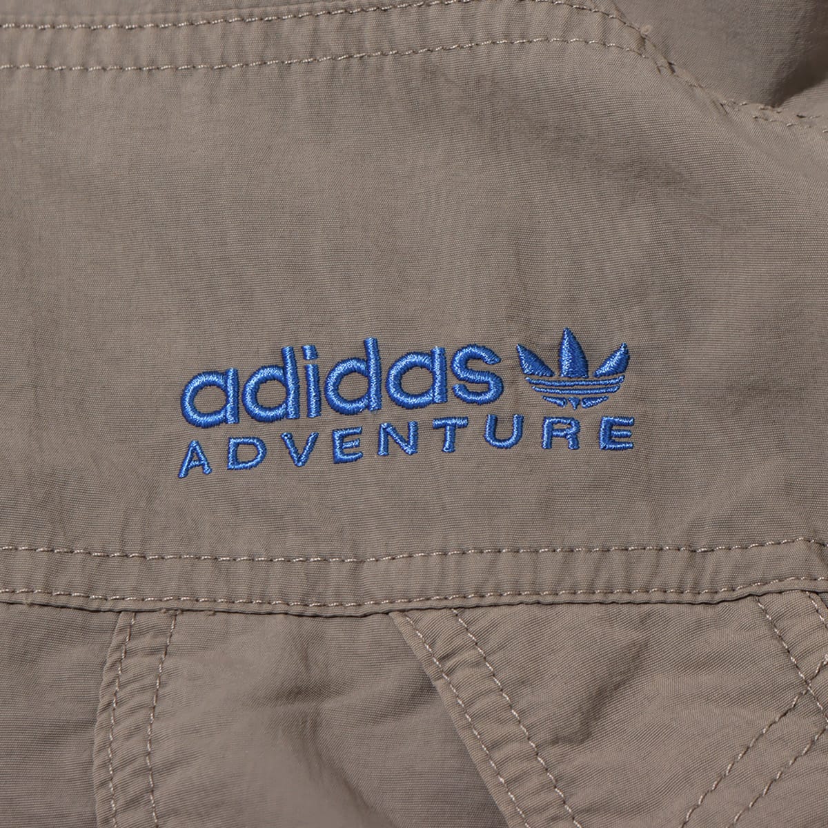 adidas SW ANORAK SIMPLE BROWN 21FW-S