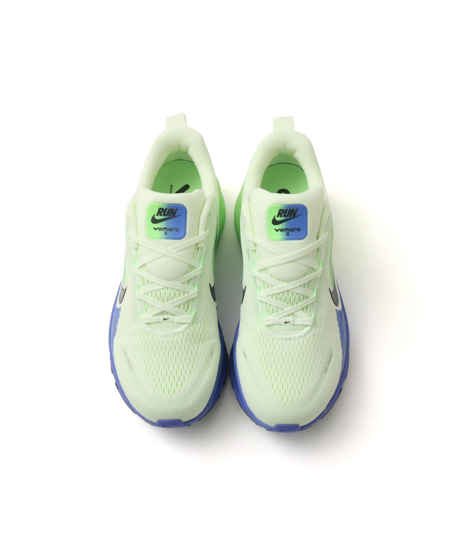 NIKE ZOOM VOMERO 18 WHITE/BLACK SPRUCE-VOLT TINT-SAPPHIREの画像