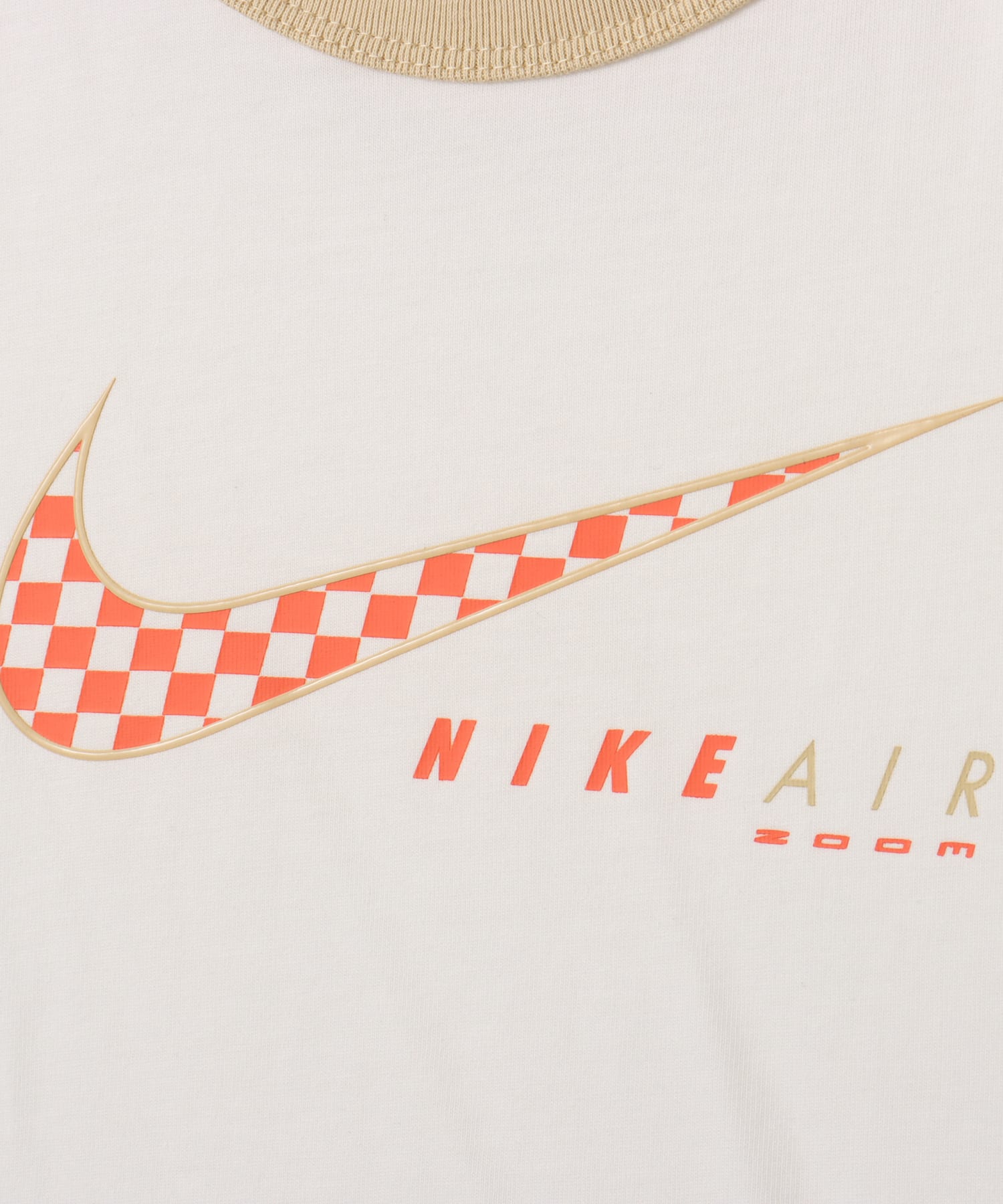 NIKE AS W NSW CLUB SS TEE MOTO RGR WHITEの画像
