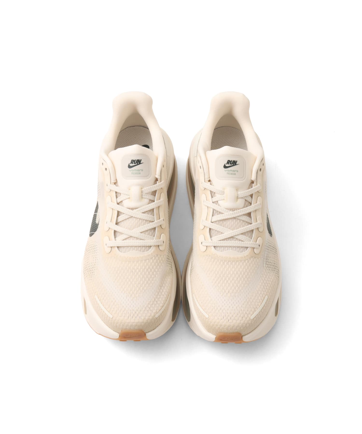 NIKE ZOOM VOMERO PREMIUM PALE IVORY/BLACK SPRUCE-SANDDRIFTの画像