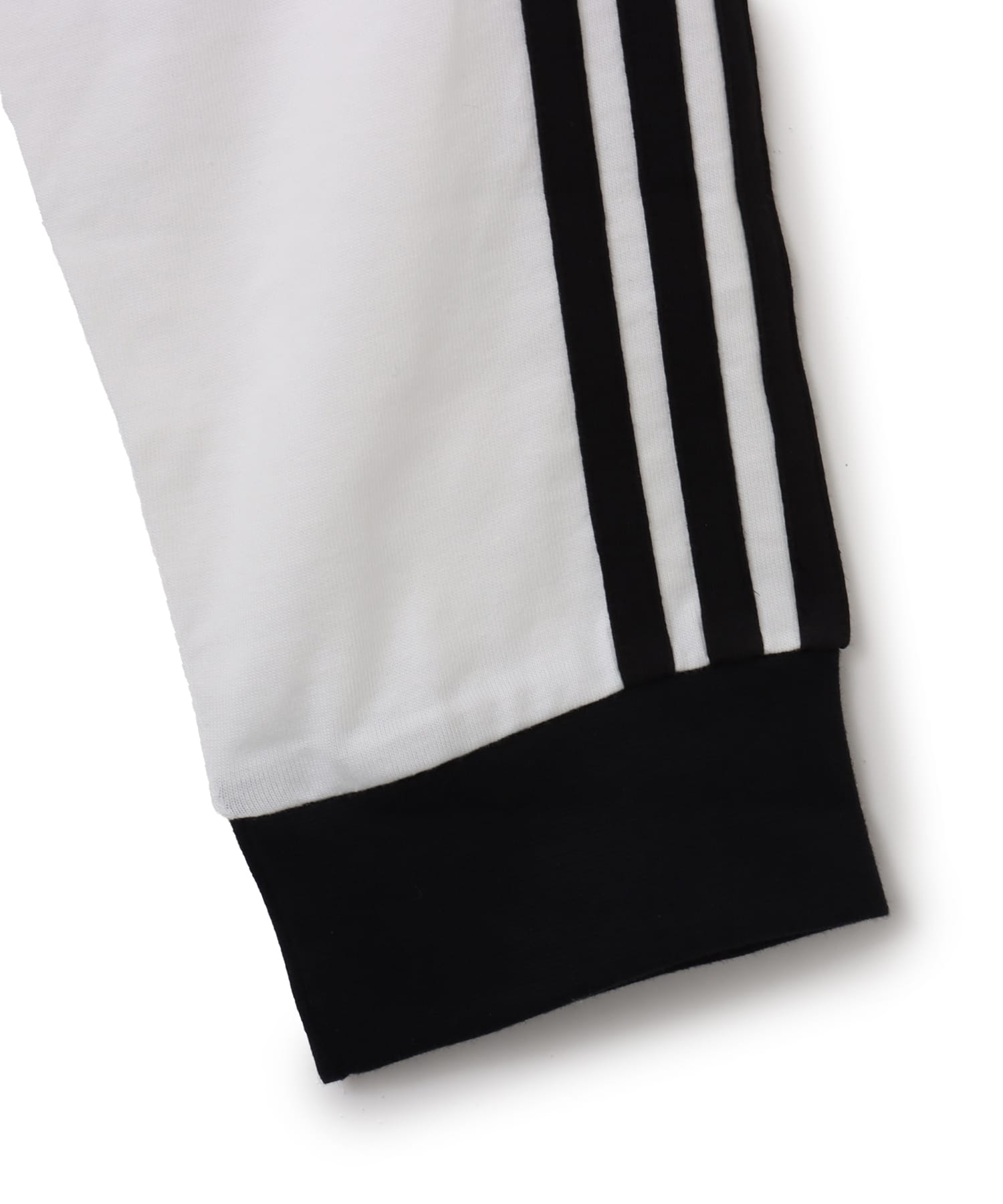 adidas ADICOLOR CLASSICS 3-STRIPES LONGSLEEVE T-SHIRT ホワイトの画像