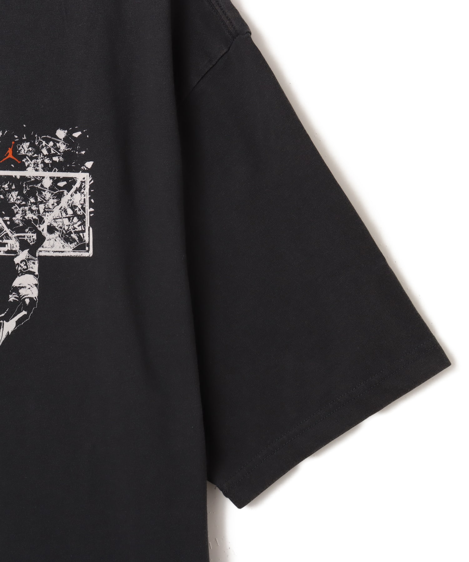 JORDAN BRAND M J BRK SBB OVSZ GFX SS CRW OFF NOIR/SAILの画像