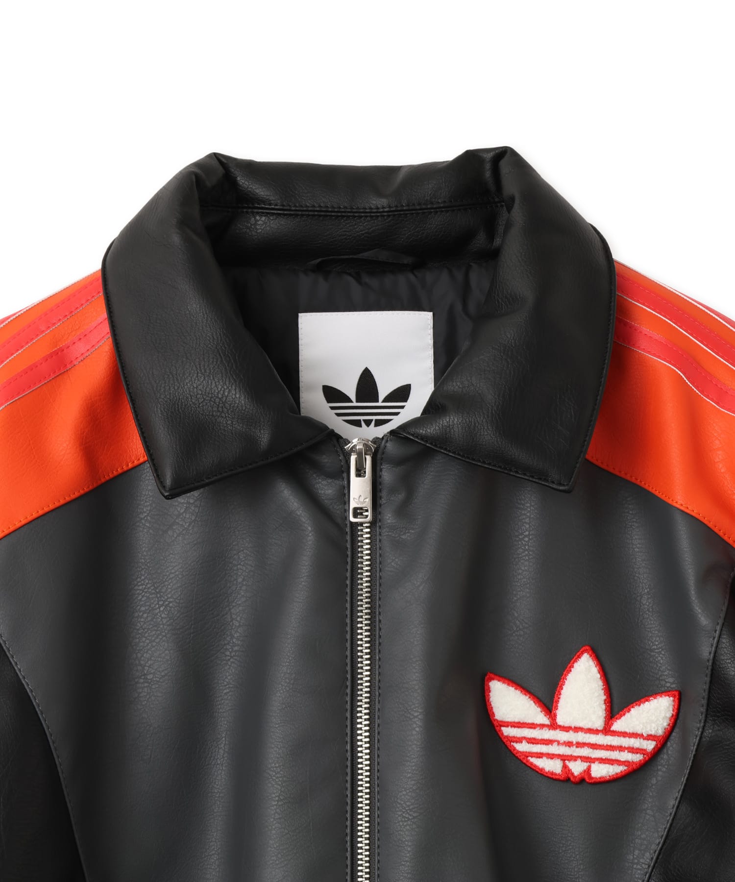 adidas POKEMON 8BALL JACKET ブラック/カレッジオレンジの画像