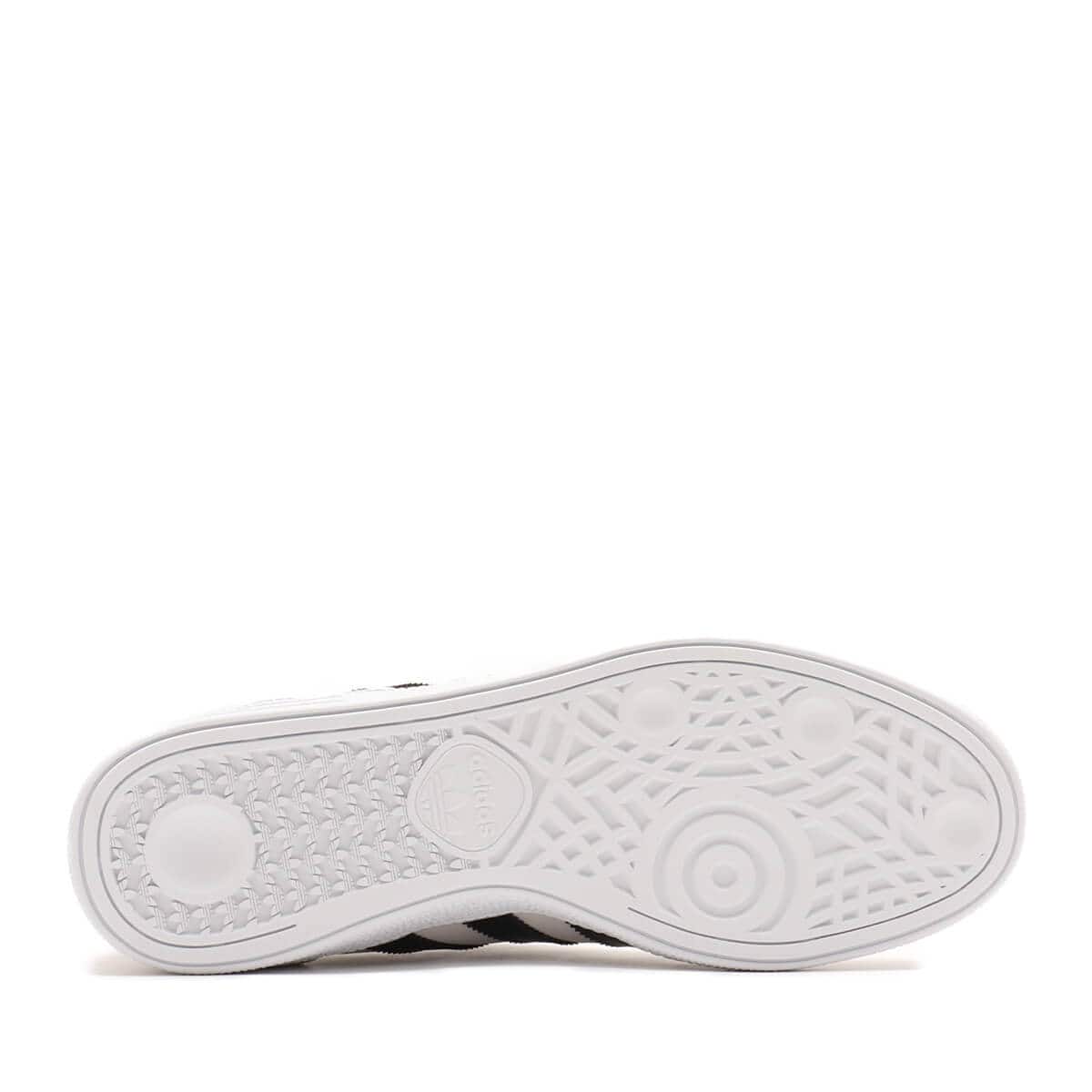 adidas BUSENITZ VINTAGE CRYWHT/CBLACK/FTWWHTの画像