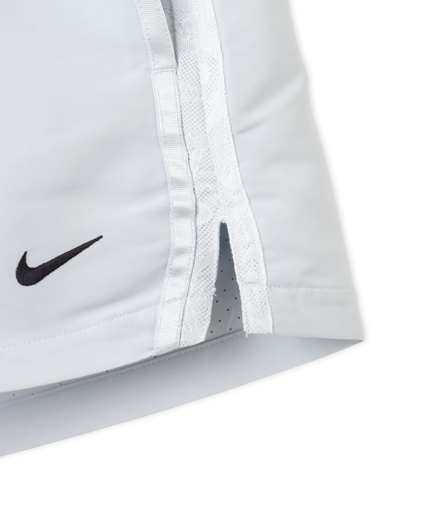 NIKE AS W NK ELEVATED STREET 2' SHO PURE PLATINUM/WHITE/(BLACK)の画像