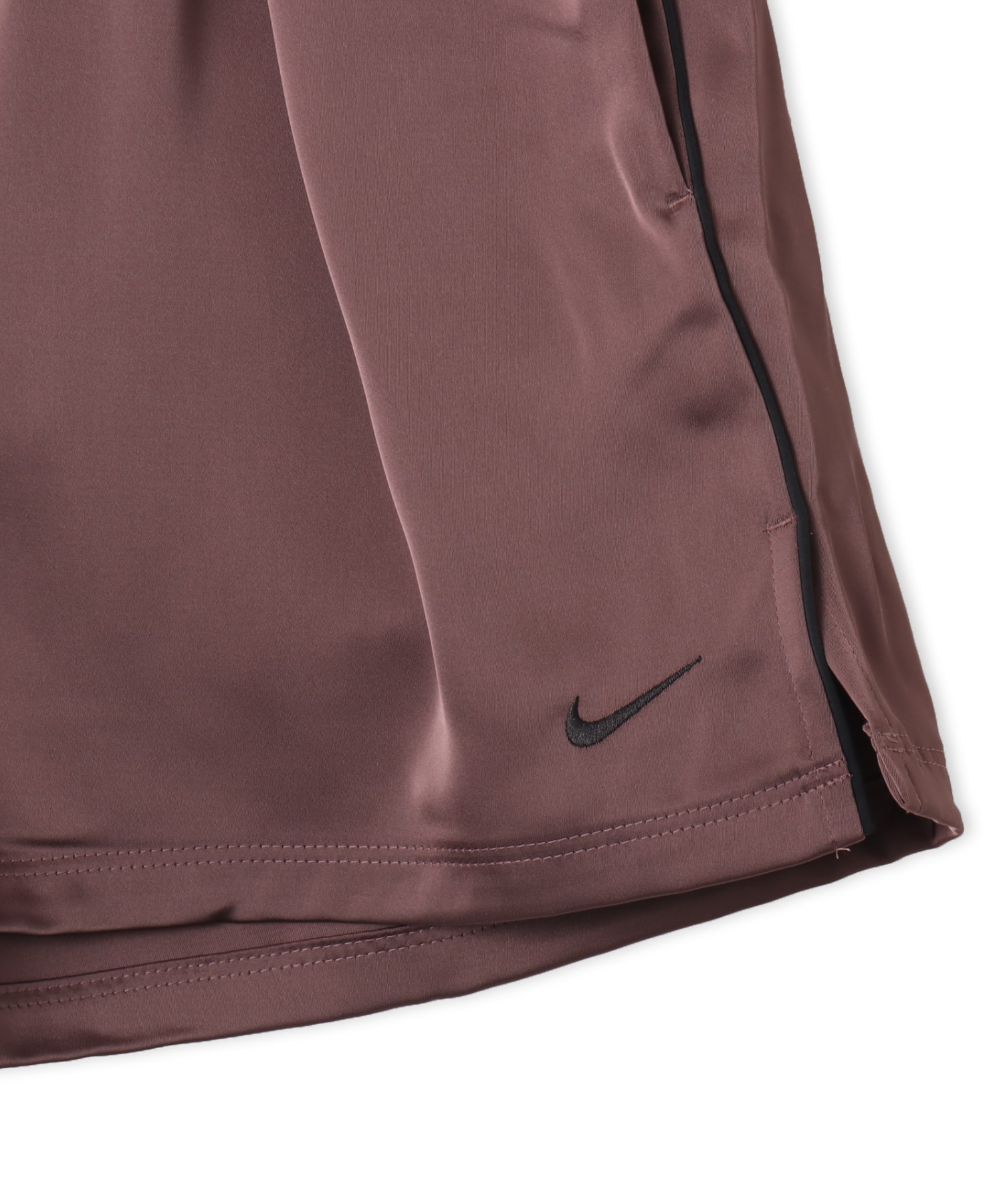 NIKE AS W NSW OFFLN WVN STN SHORT TATTOO/(BLACK)の画像