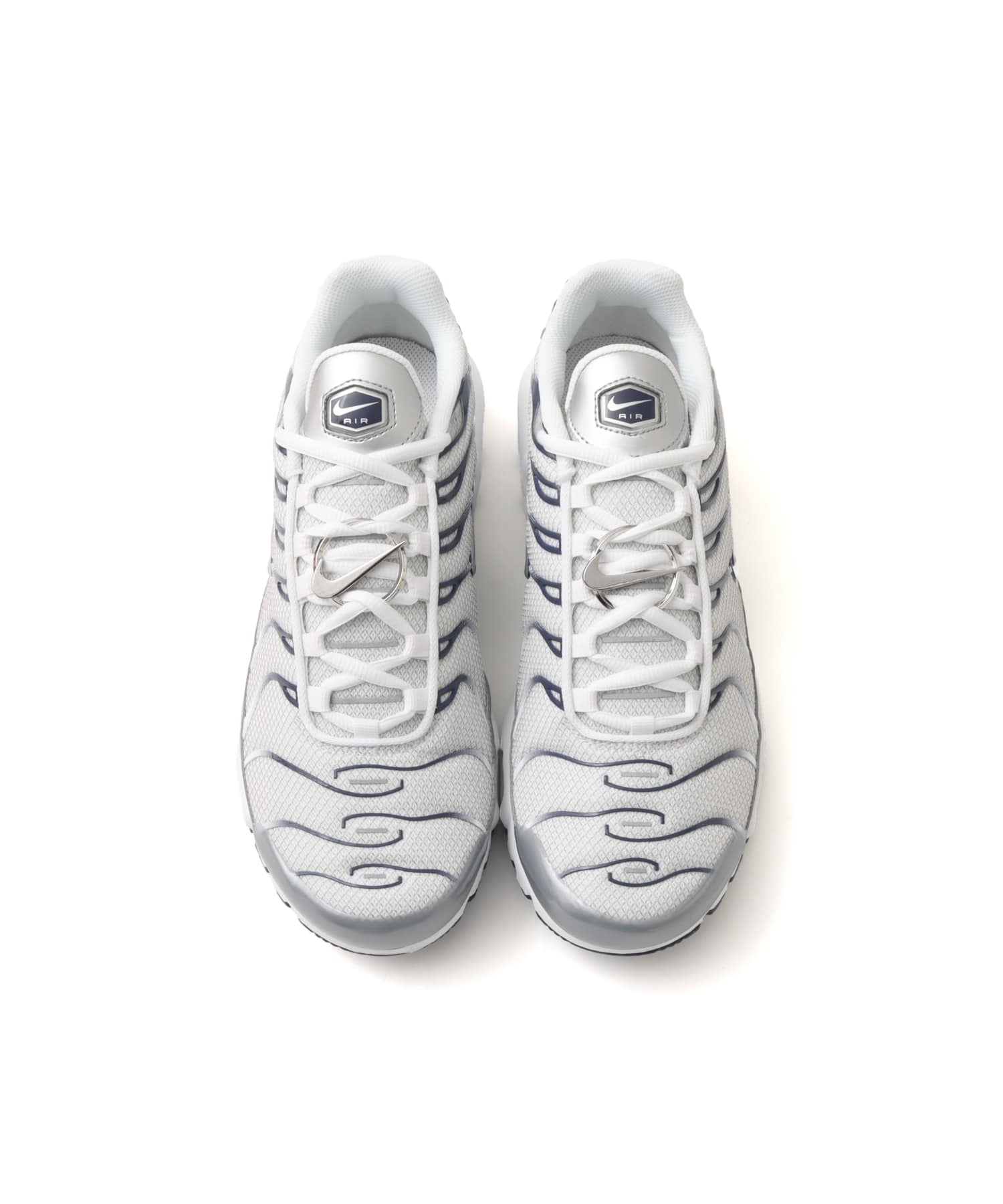 NIKE WMNS AIR MAX PLUS WHITE/METALLIC SILVER-ASHEN SLATEの画像