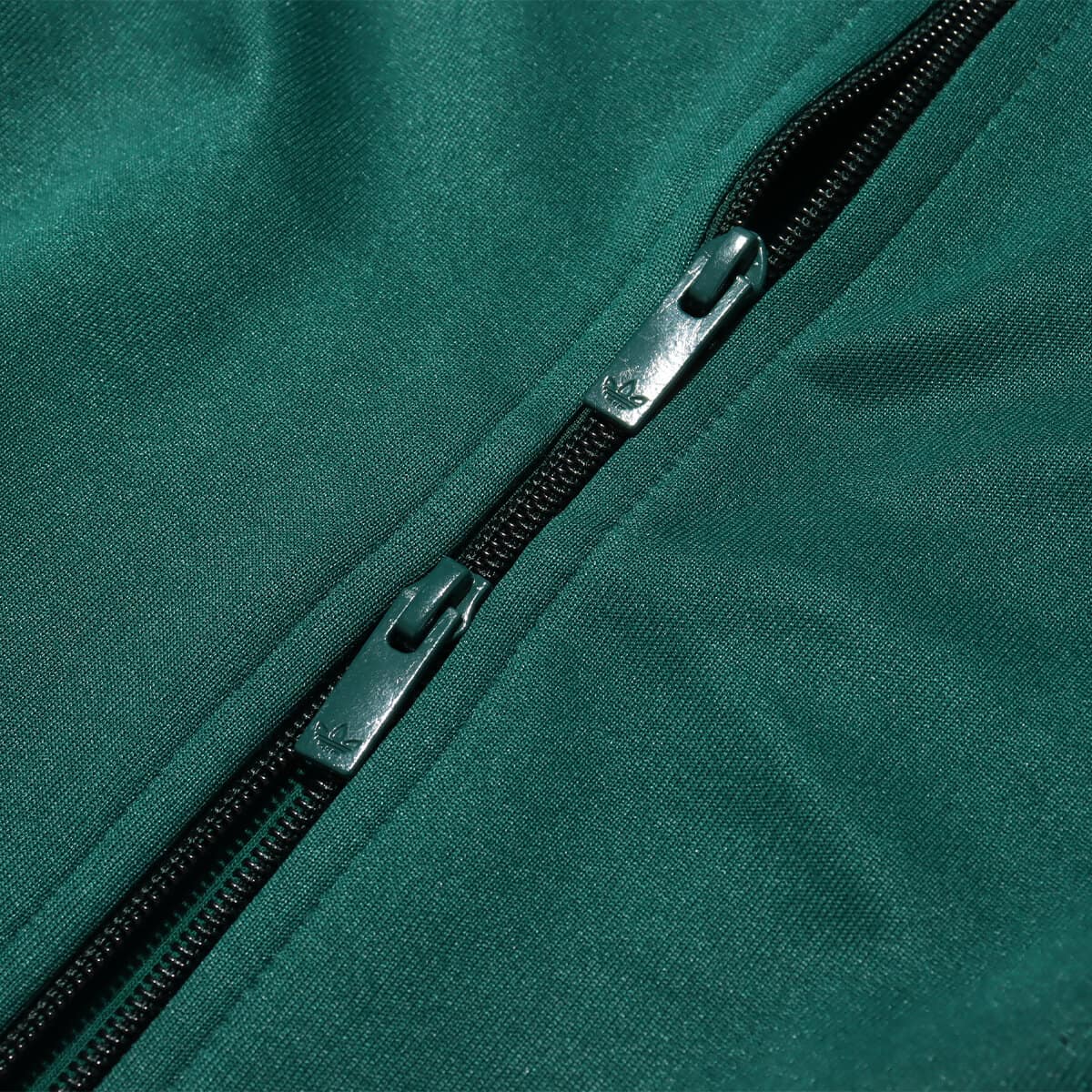 adidas SST TRACK TOP CGREEN 24SS-Iの画像